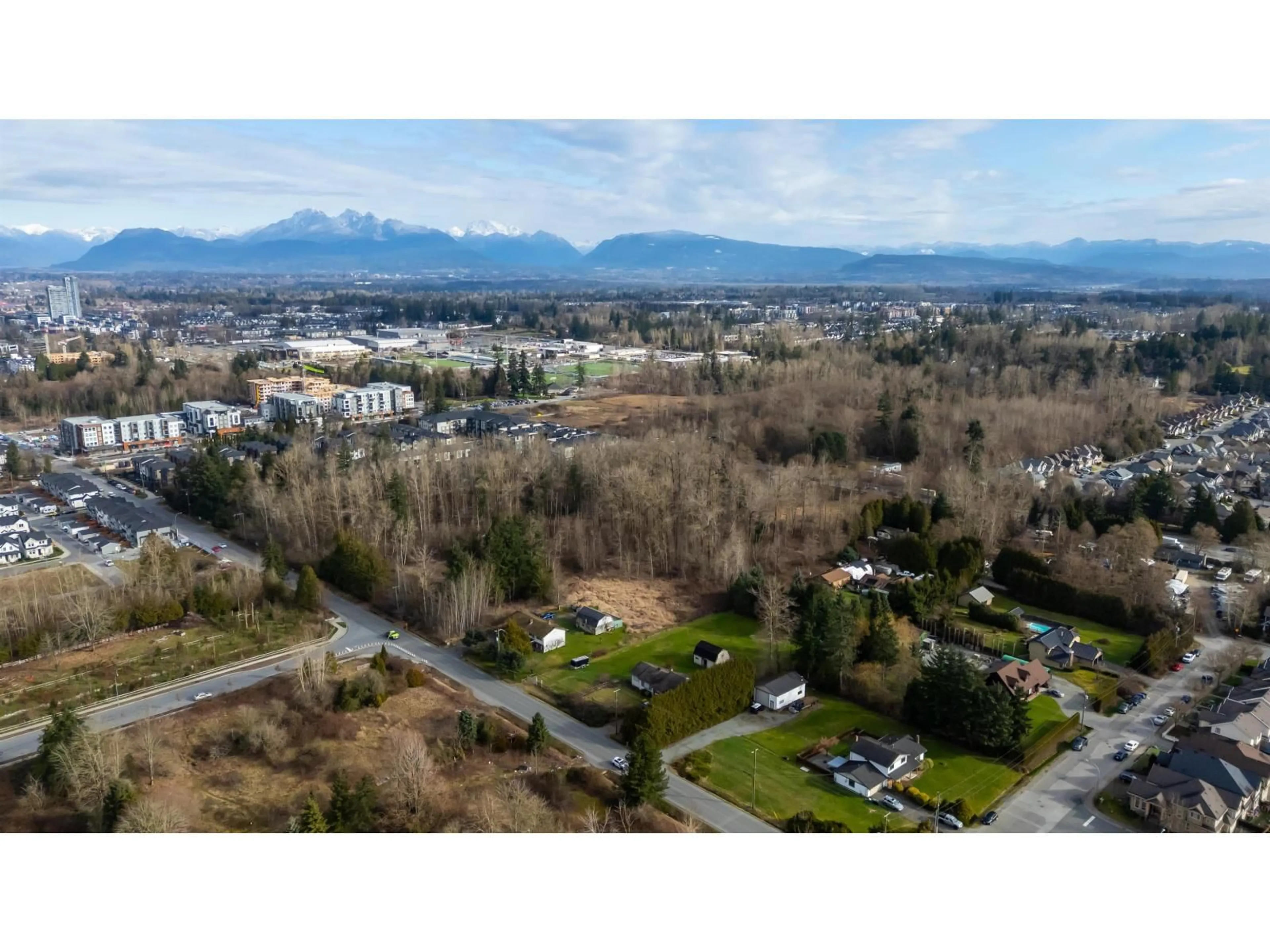 A pic from outside/outdoor area/front of a property/back of a property/a pic from drone, mountain view for 7380 198B STREET, Langley British Columbia V2Y1R9