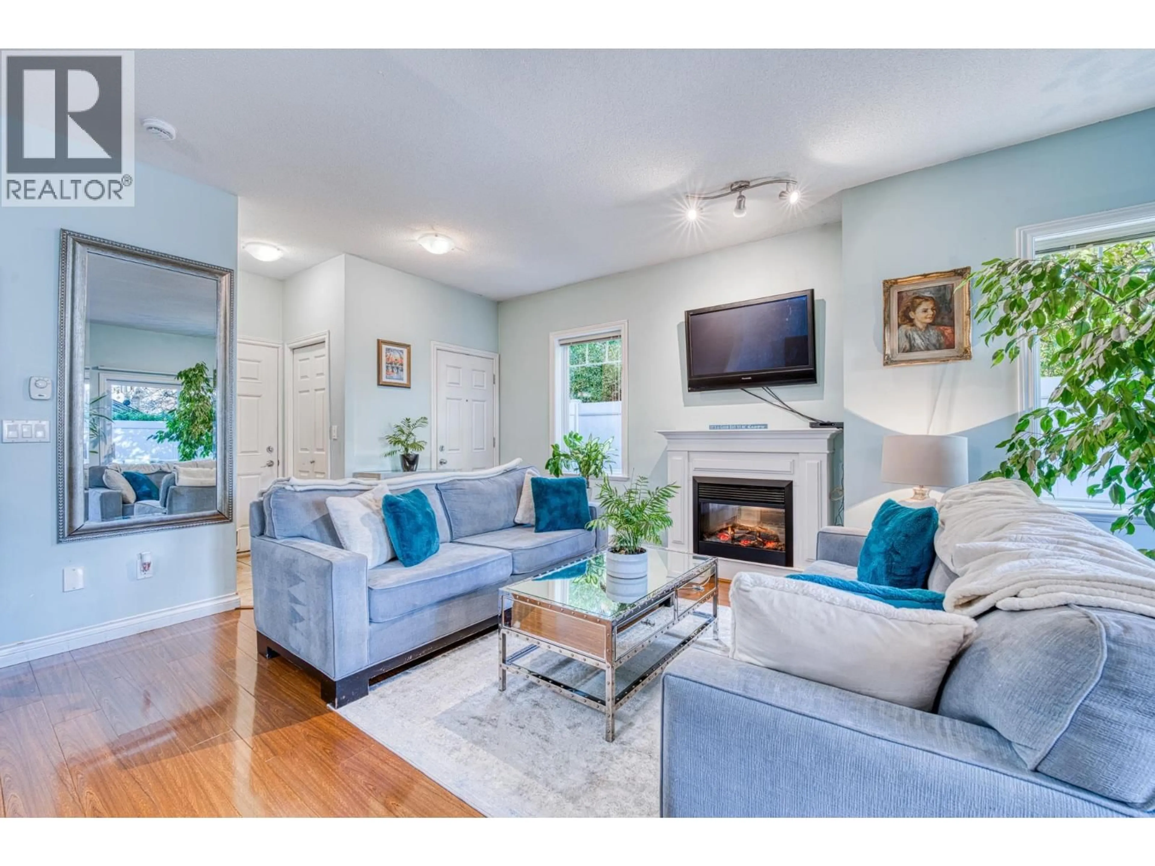 Living room with furniture, unknown for 21 - 11711 STEVESTON HIGHWAY, Richmond British Columbia V7A1N8