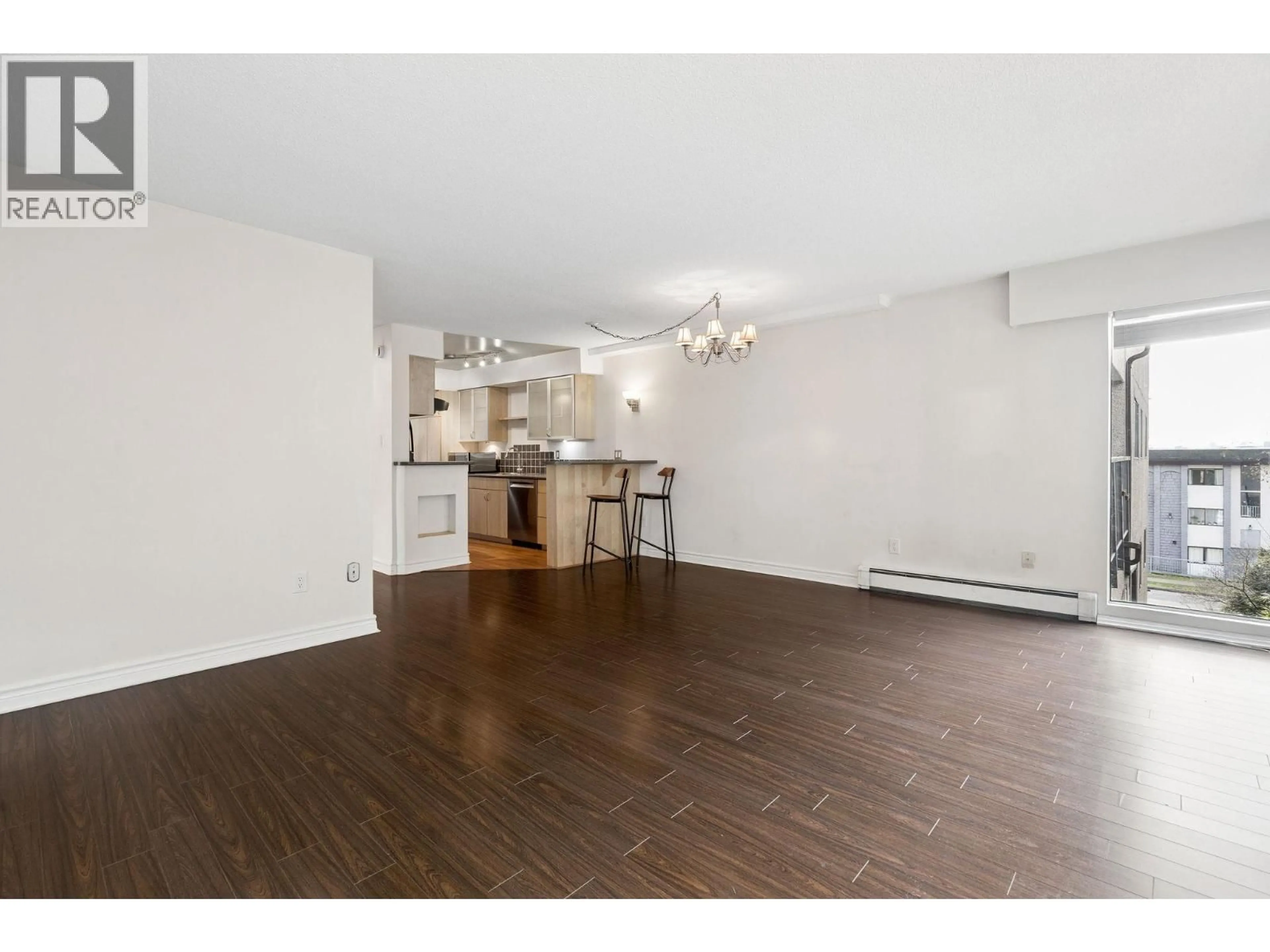 Unknown for 203 - 330 1ST STREET, North Vancouver British Columbia V7L1B5