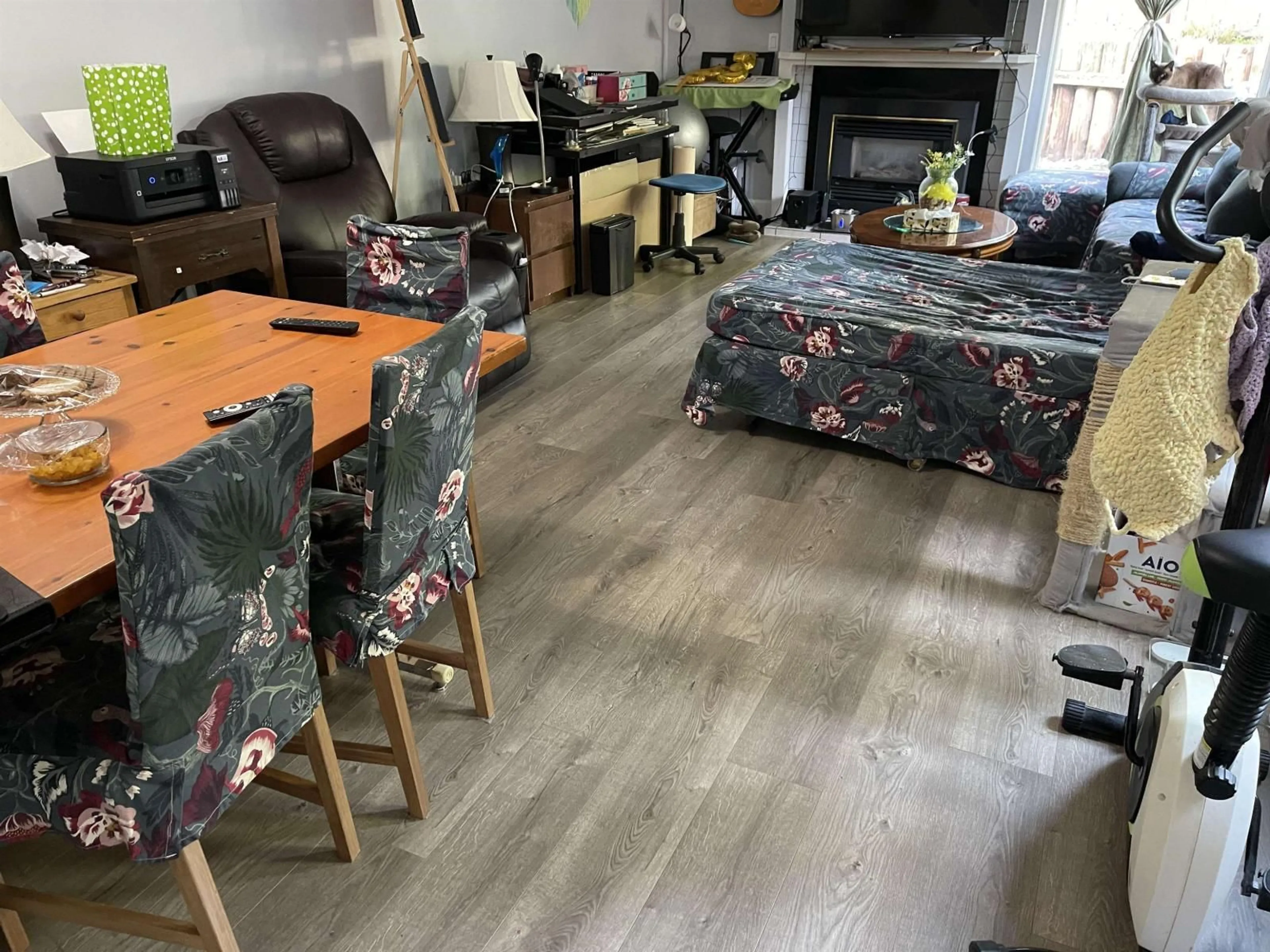 A pic of a room for 19205 FAIRWAY DRIVE, Surrey British Columbia V3S5M8