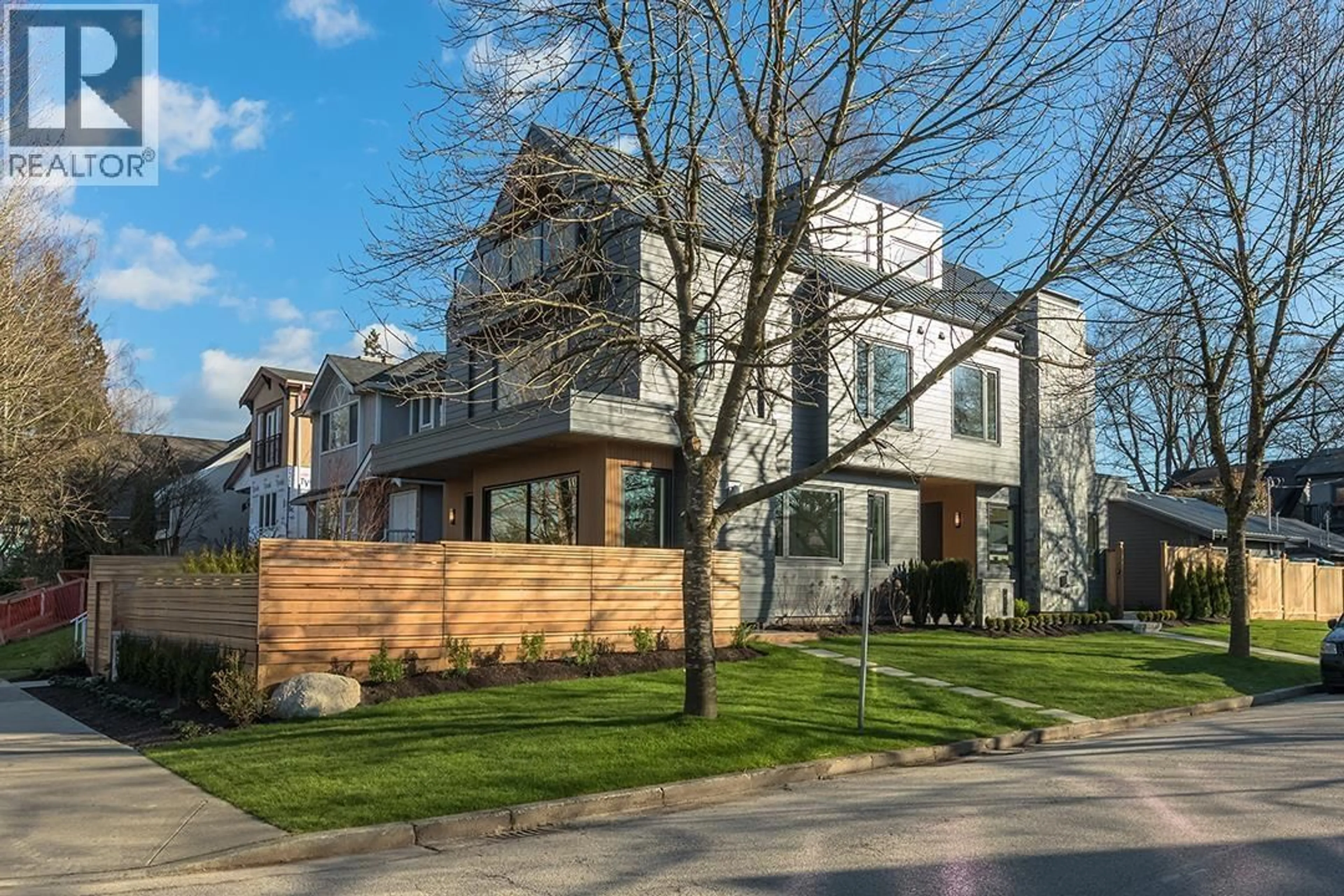 Home with brick exterior material, street for 396 21 AVENUE, Vancouver British Columbia V5Y2E5