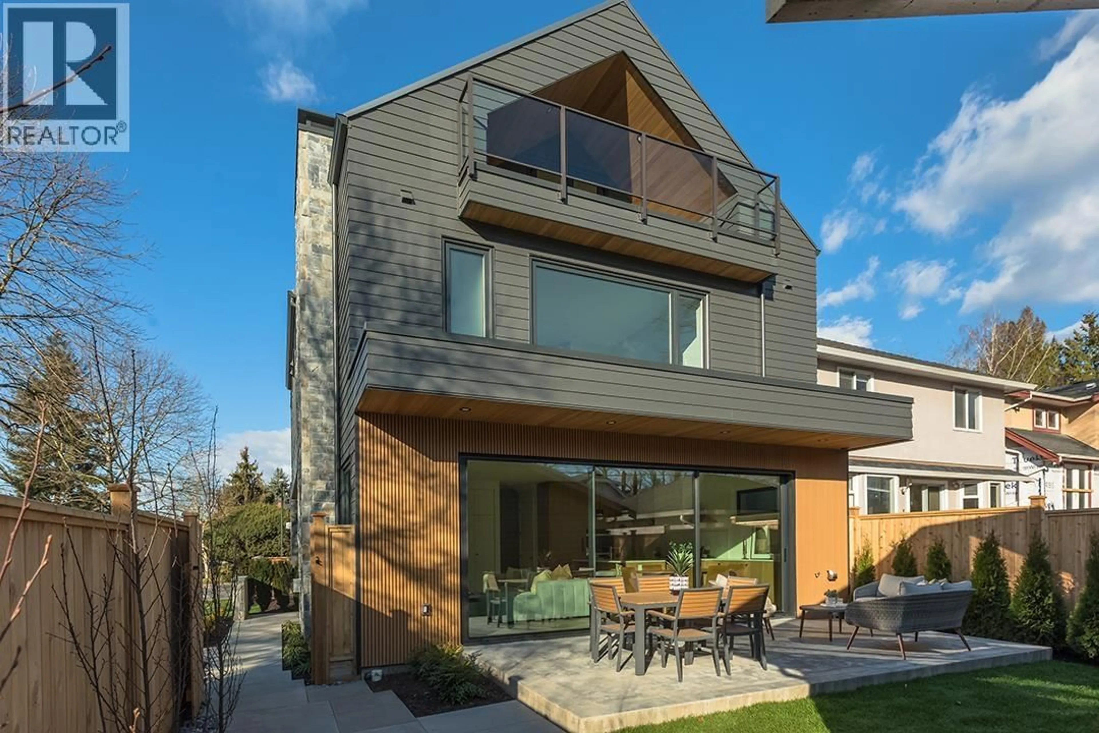 Home with brick exterior material, street for 3742 YUKON STREET, Vancouver British Columbia V5Y2E5