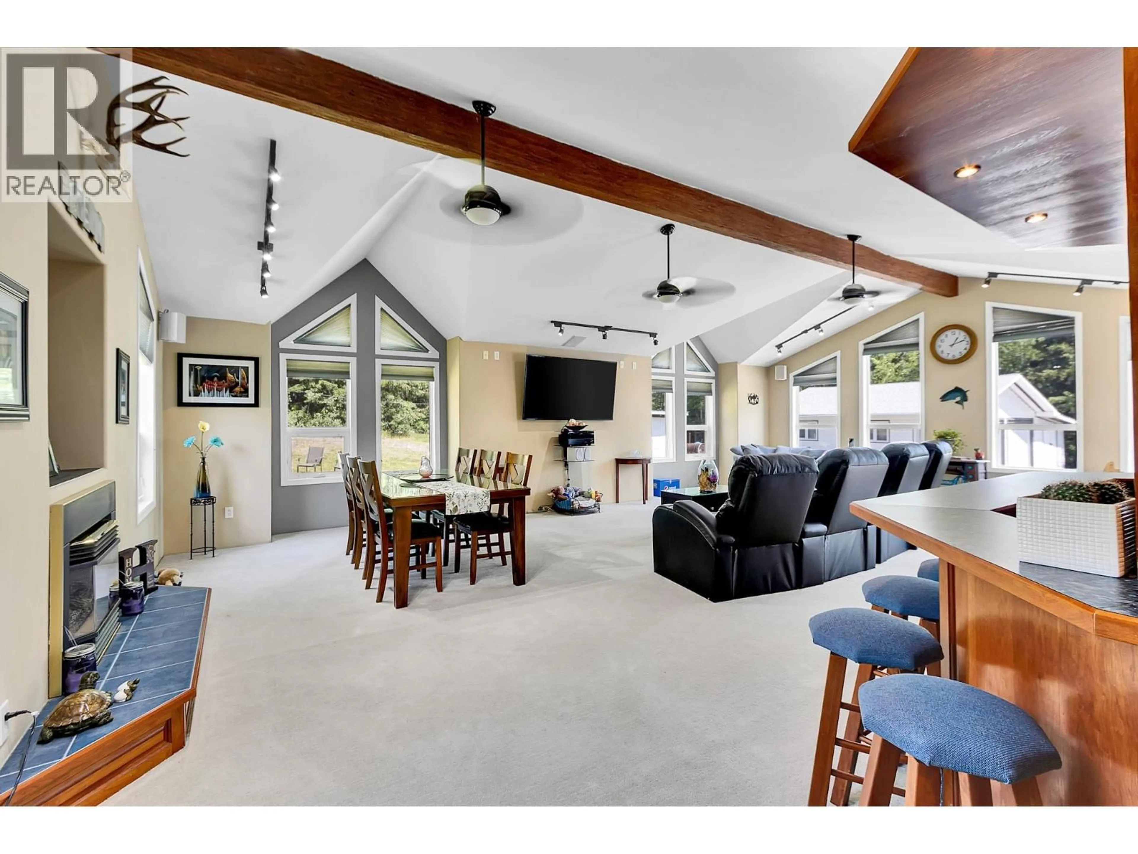 Unknown for 14130 HILLER ROAD, Prince George British Columbia V2N5C2