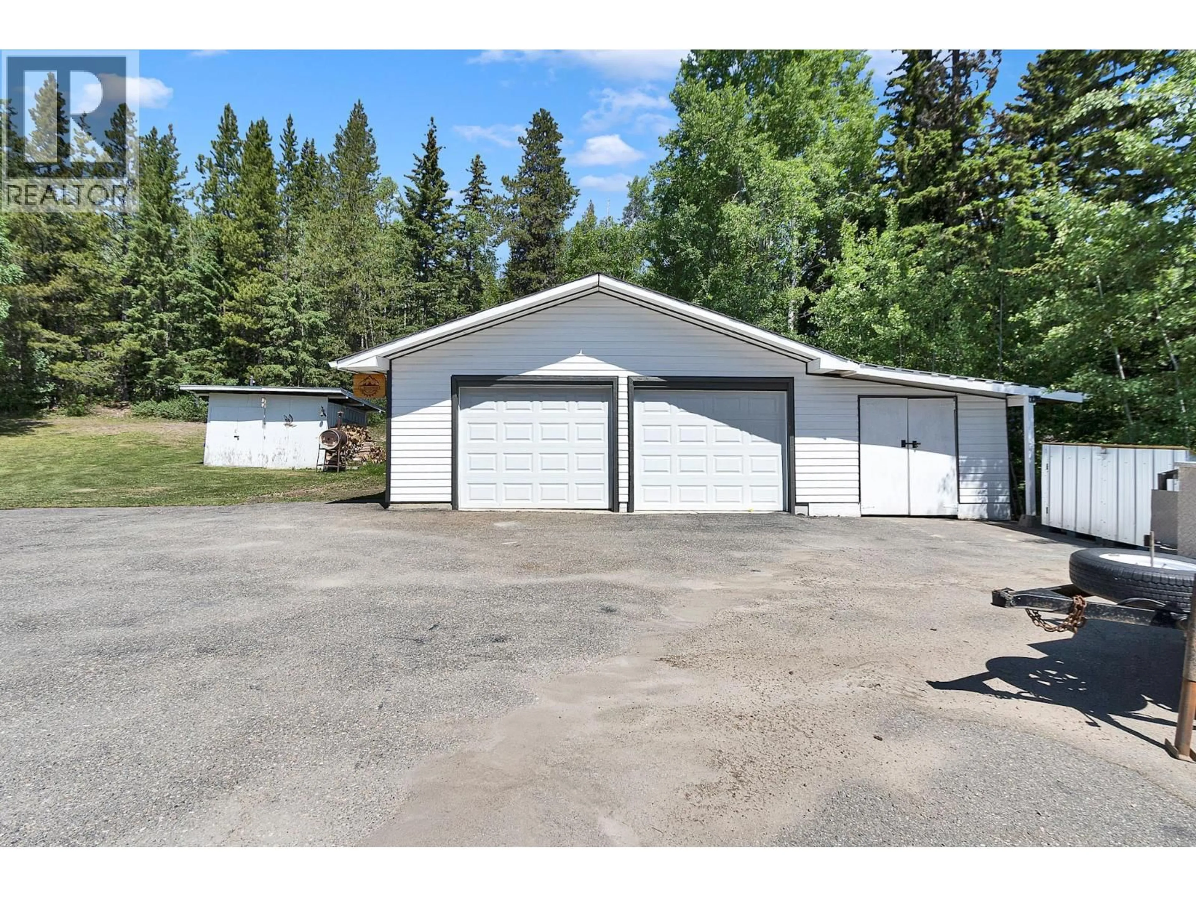 Indoor garage for 14130 HILLER ROAD, Prince George British Columbia V2N5C2