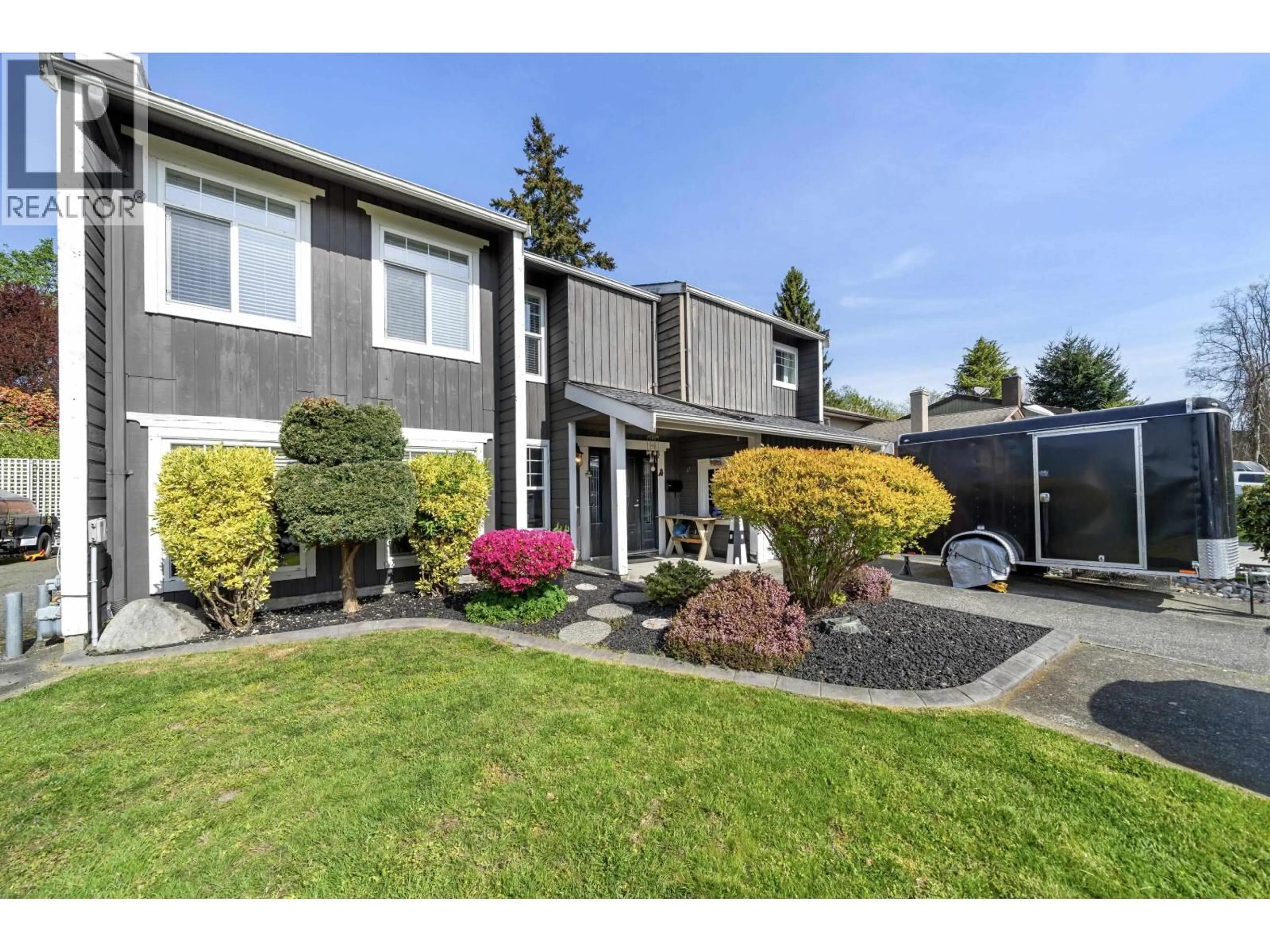 Home with vinyl exterior material, street for 5405 CHAMBERLAYNE AVENUE, Delta British Columbia V4K3T4