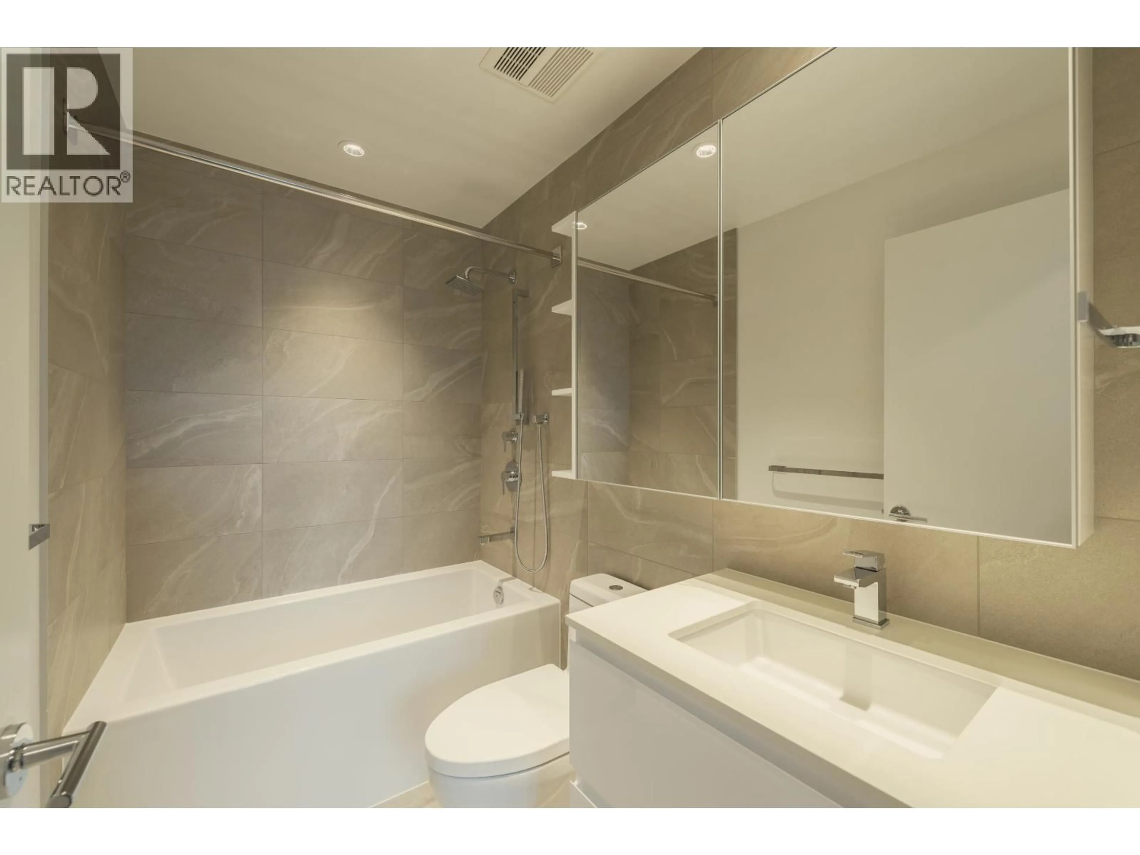 Standard bathroom, ceramic/tile floor for 1309 - 6788 MINORU BOULEVARD, Richmond British Columbia V6Y0M6