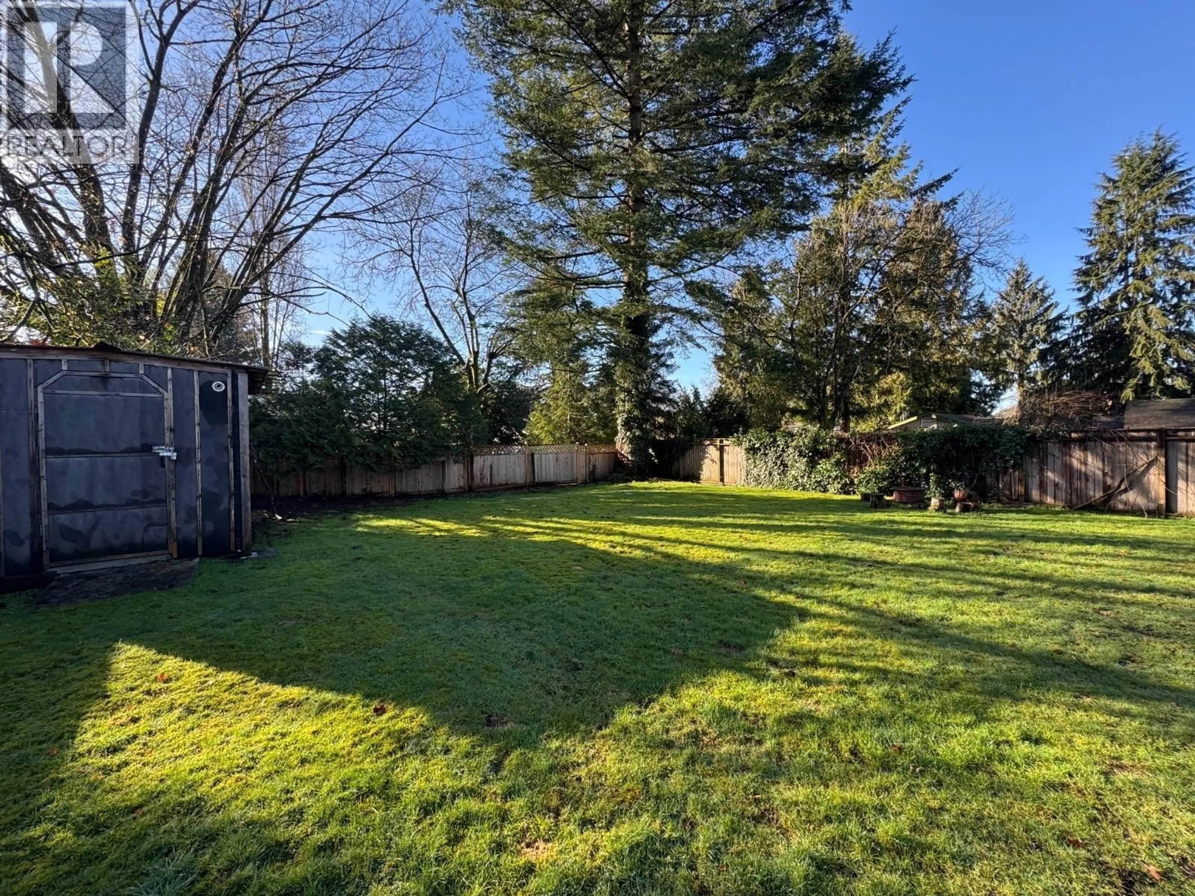 A pic from outside/outdoor area/front of a property/back of a property/a pic from drone, forest/trees view for 20624 WESTFIELD AVENUE, Maple Ridge British Columbia V2X1L6