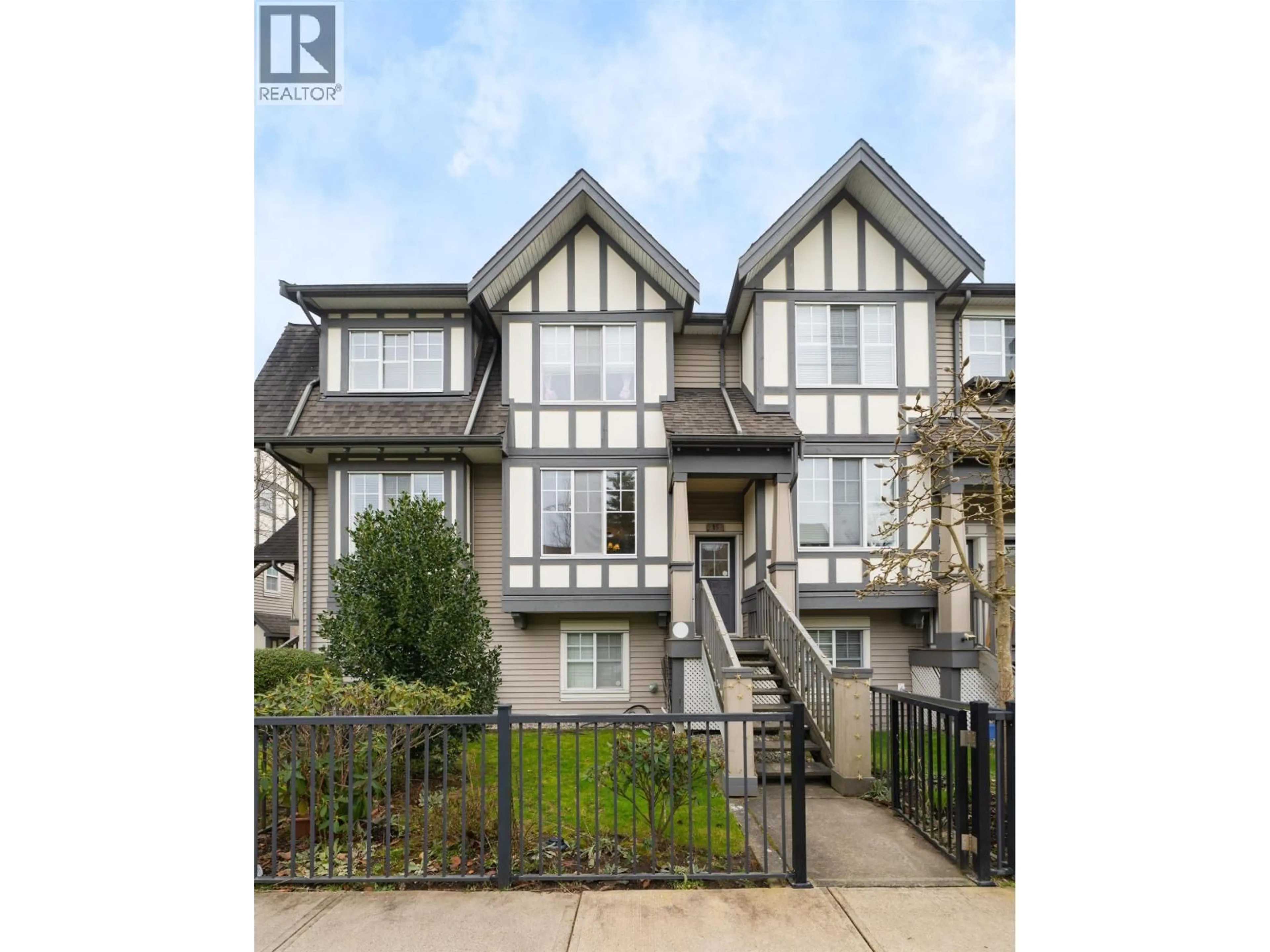 A pic from outside/outdoor area/front of a property/back of a property/a pic from drone, street for 15 - 7331 HEATHER STREET, Richmond British Columbia V6Y4M3