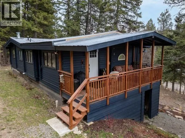 6062 MAHOOD LAKE ROAD, 100 Mile House 3