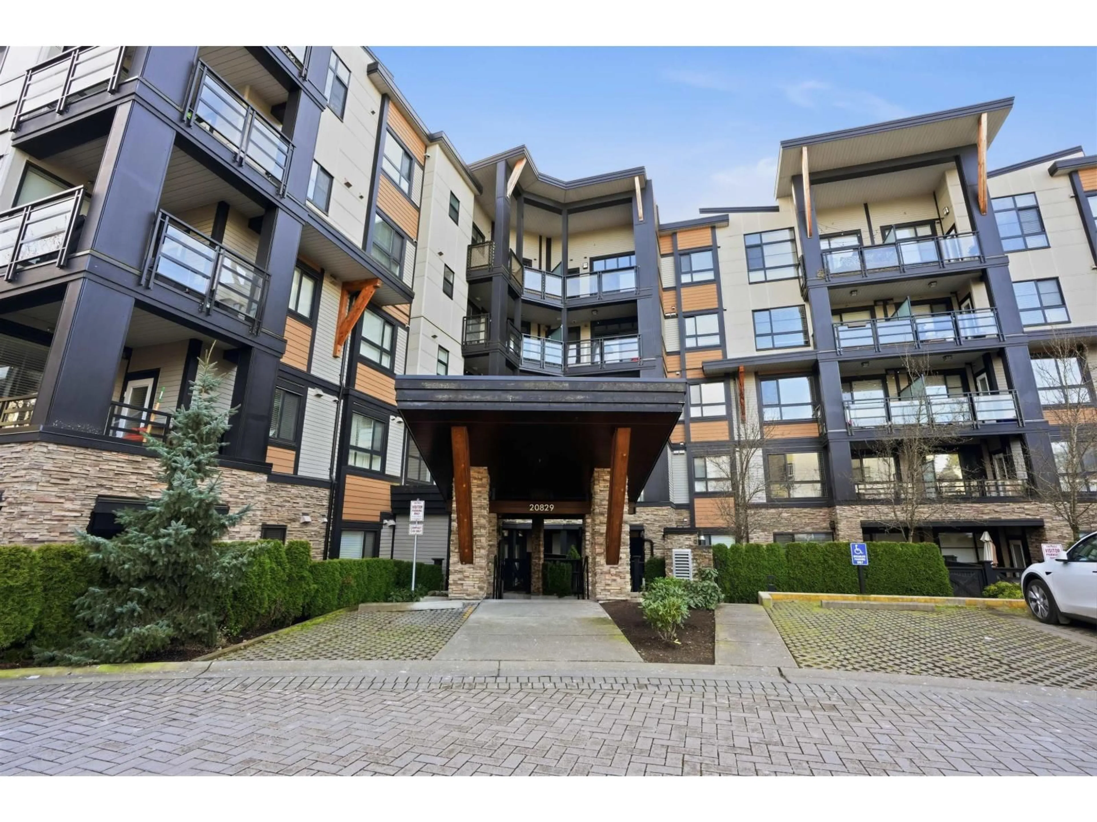 Unknown for 106 - 20829 77A AVENUE, Langley British Columbia V2Y0Y5