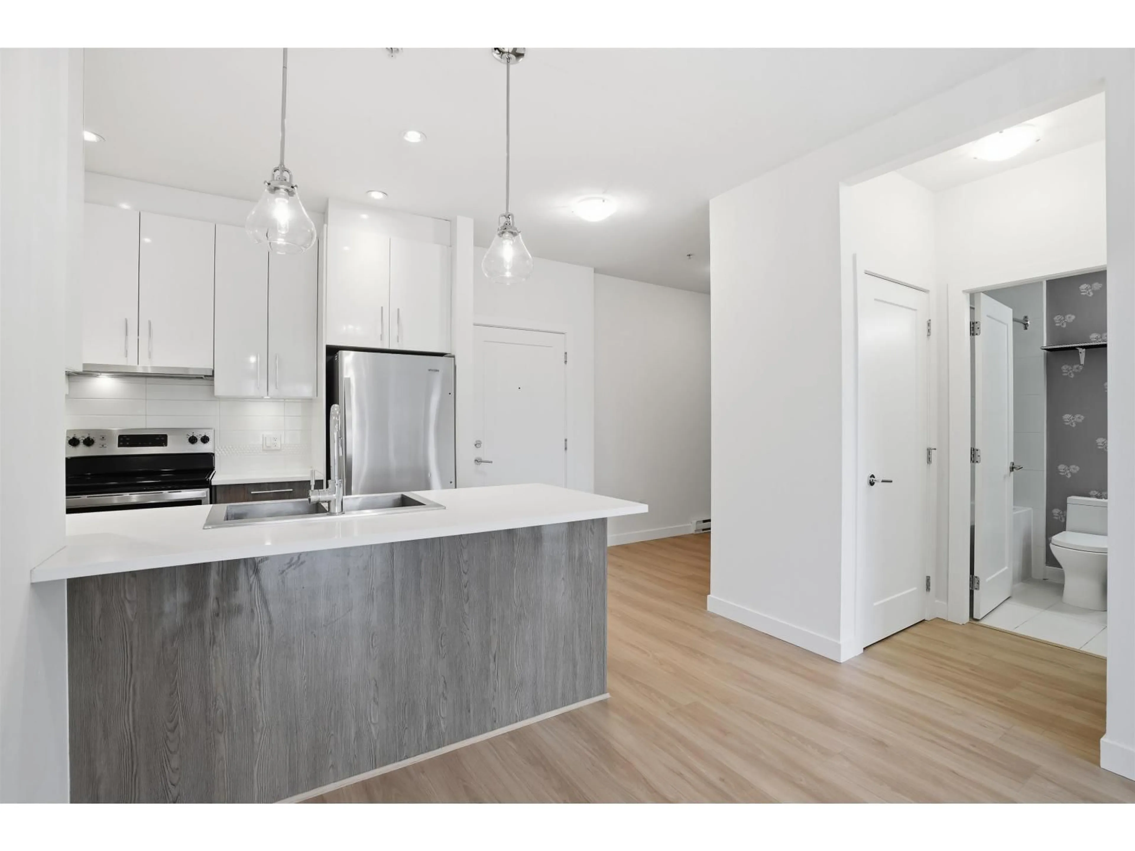 Open concept kitchen, unknown for 106 - 20829 77A AVENUE, Langley British Columbia V2Y0Y5