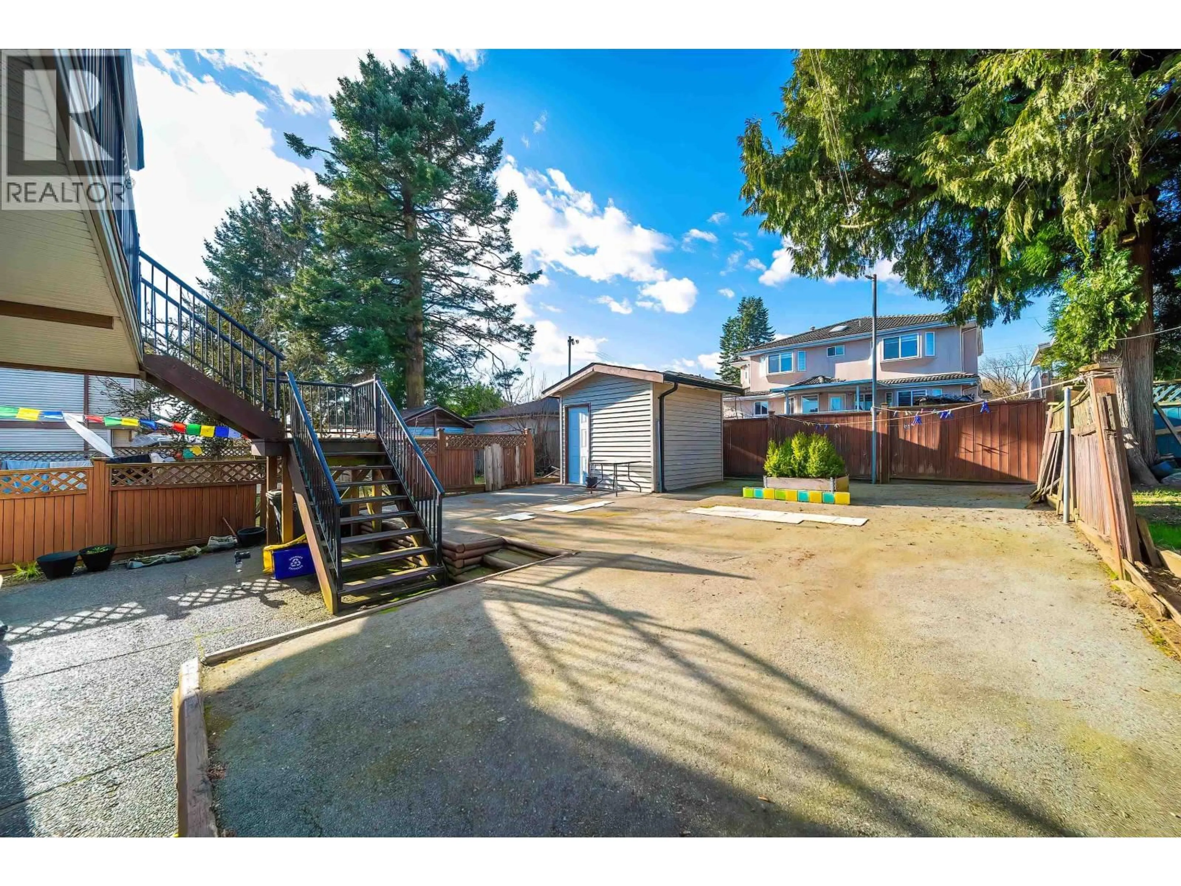 A pic from outside/outdoor area/front of a property/back of a property/a pic from drone, street for 7987 13TH AVE, Burnaby British Columbia V3N2E8