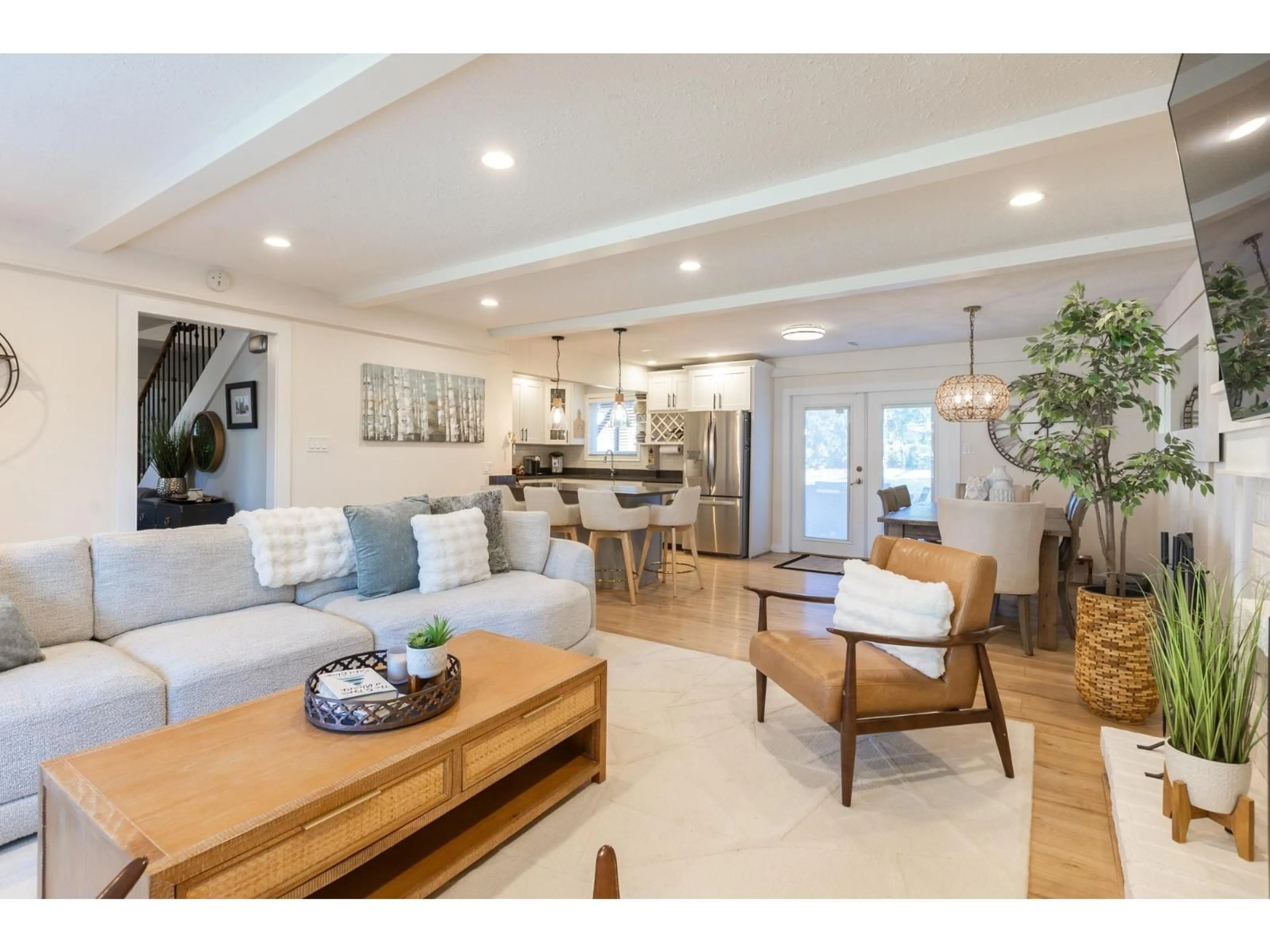 Unknown for 4638 198C STREET, Langley British Columbia V3A5S4