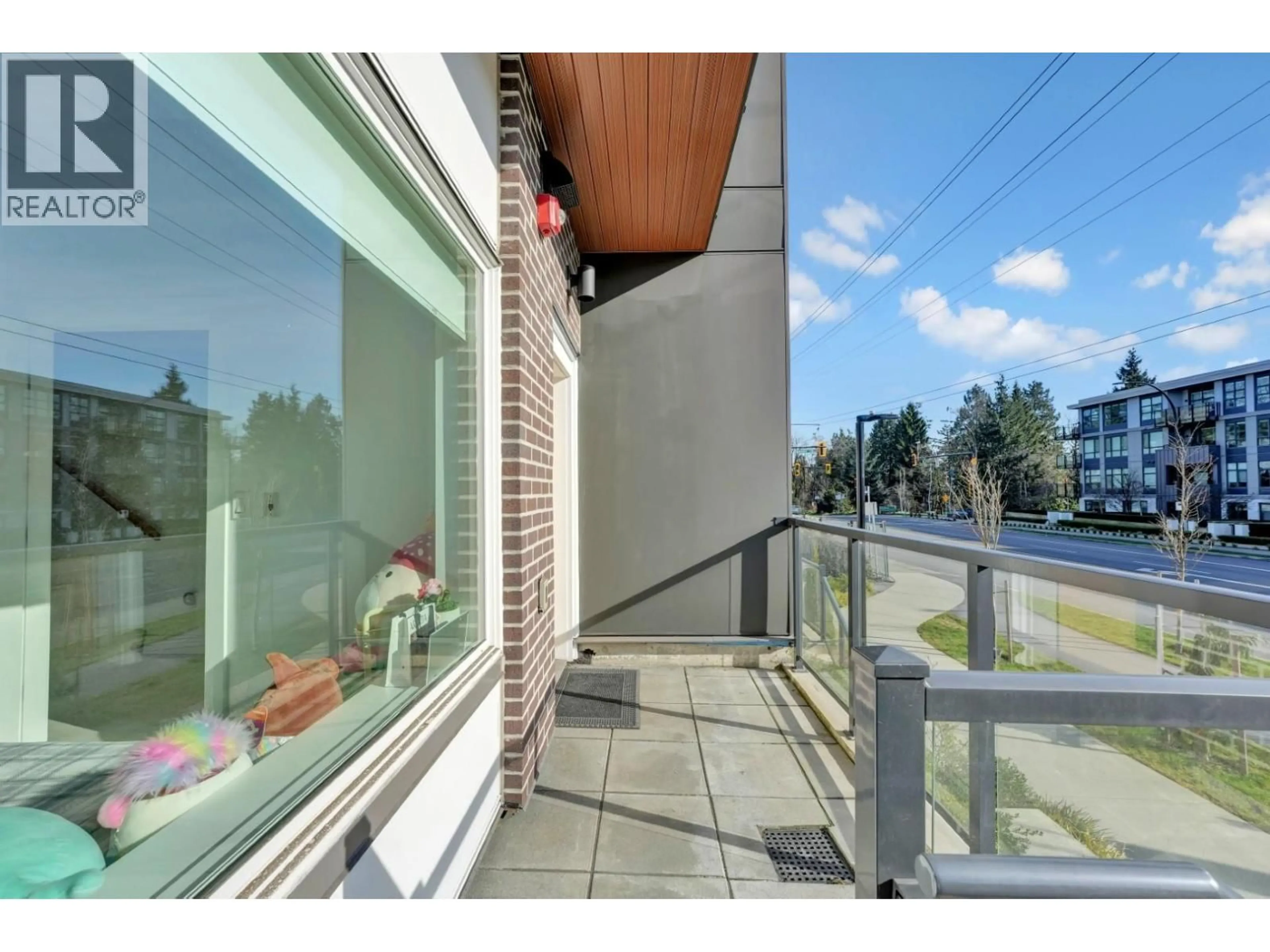 Unknown for 3 - 752 3RD STREET, North Vancouver British Columbia V7L1G9