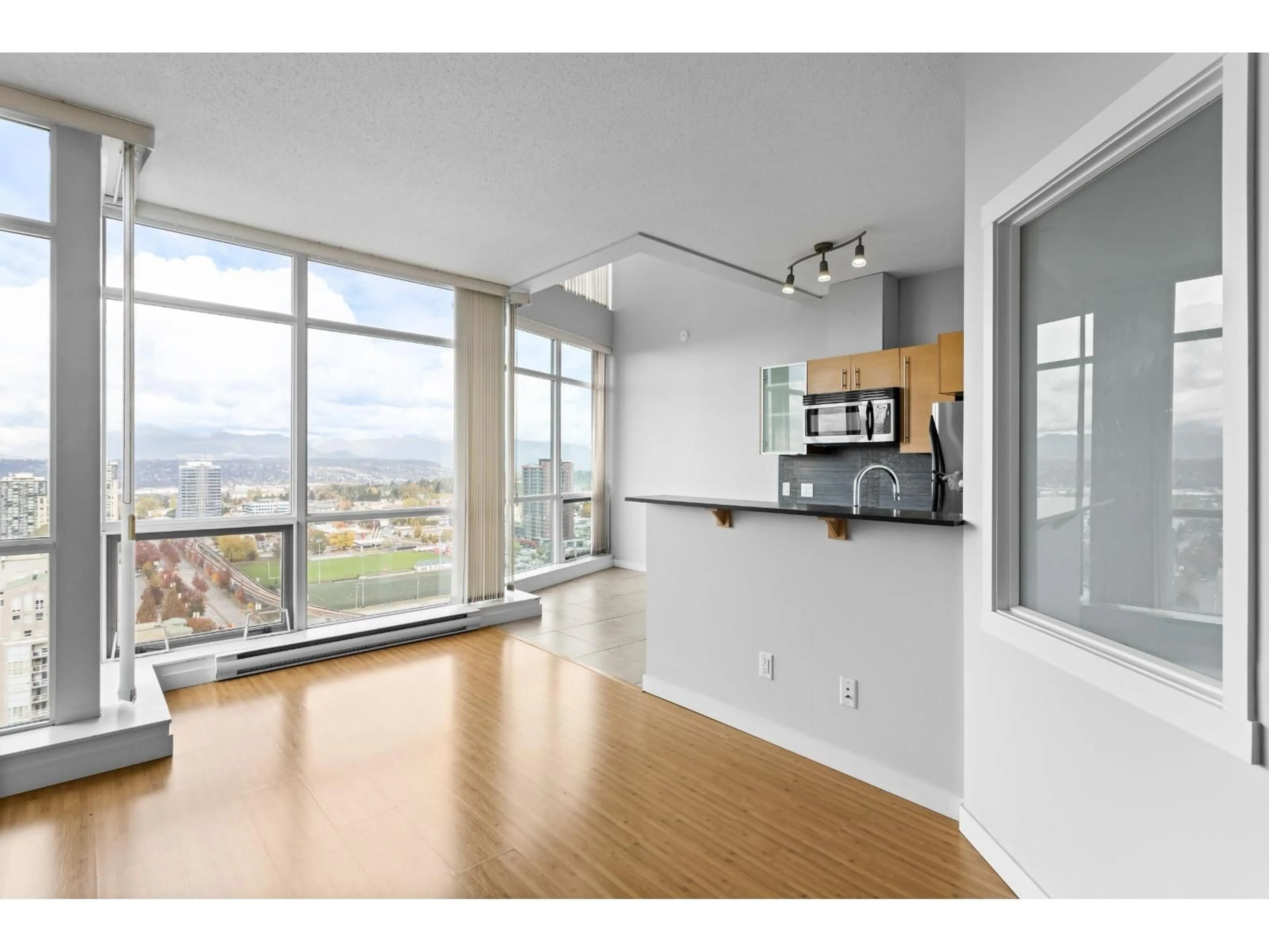 Unknown for 2209 - 13399 104 AVENUE, Surrey British Columbia V3T0C9