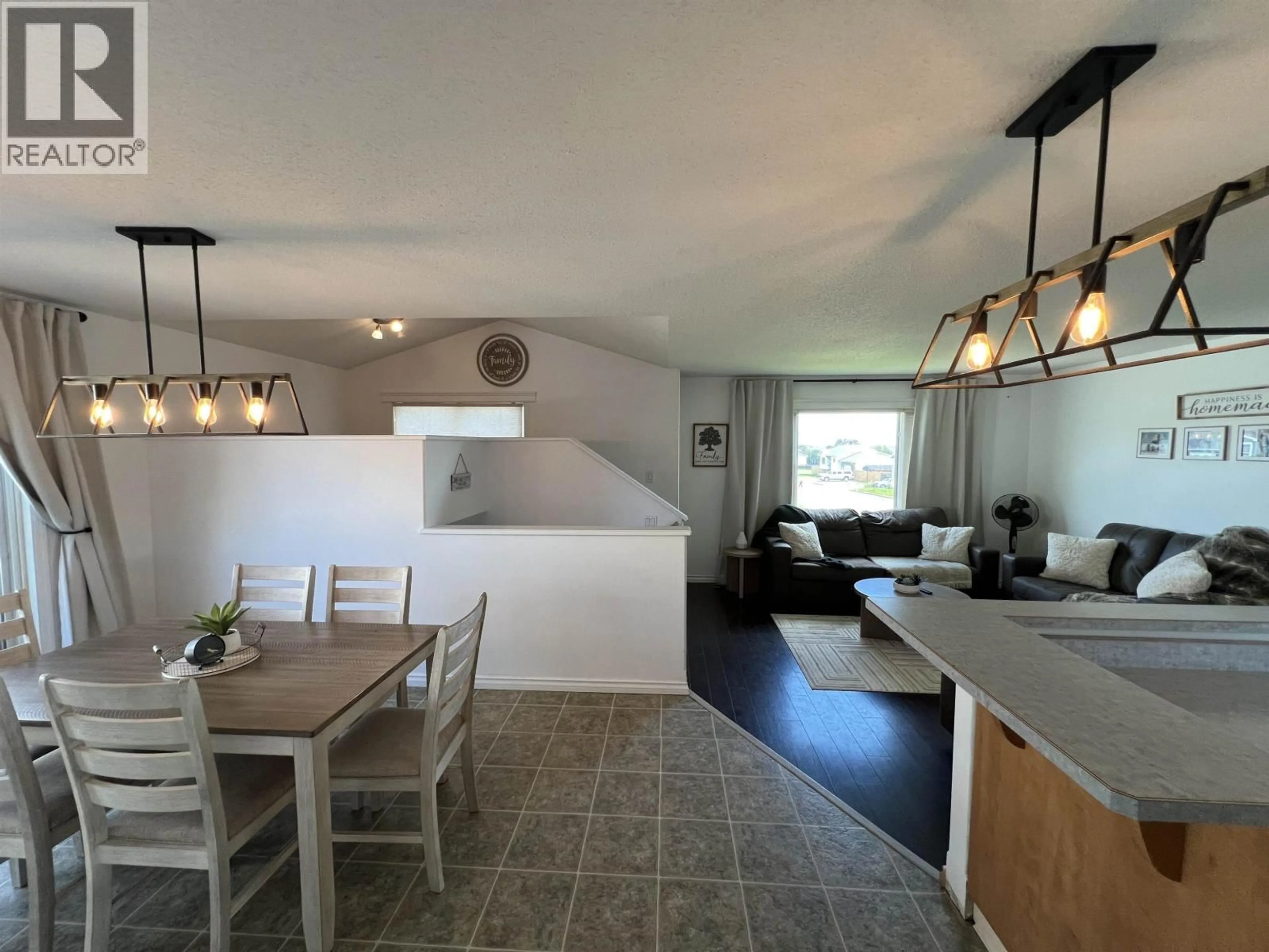 Unknown for 5201 HALLMARK CRESCENT, Fort Nelson British Columbia V0C1R0