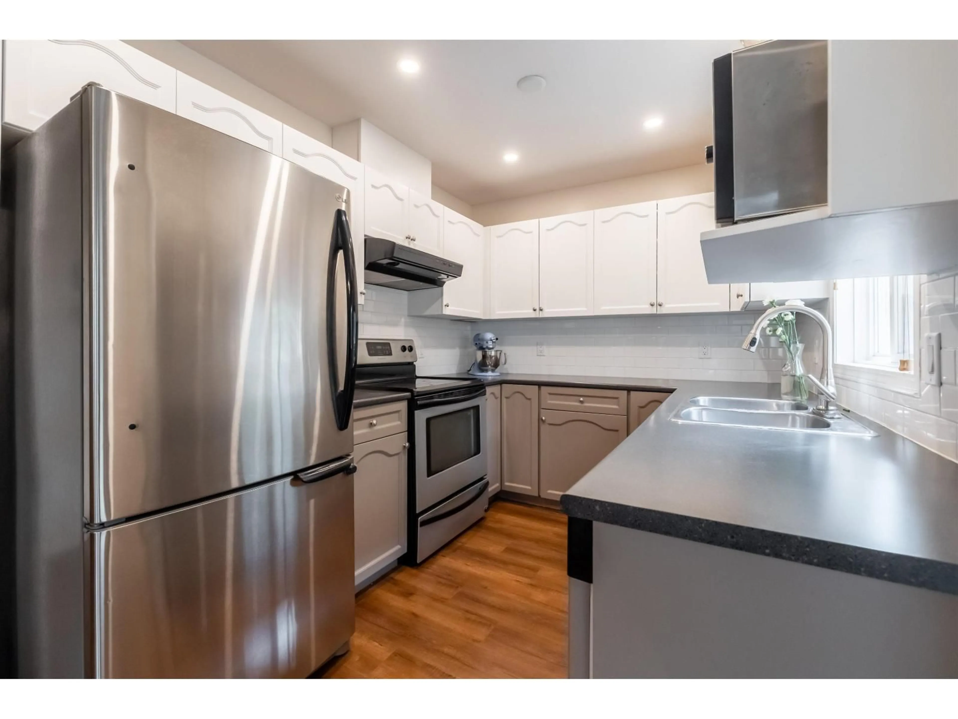 Unknown for 4 - 9486 WOODBINE STREET, Chilliwack British Columbia V2P5S4