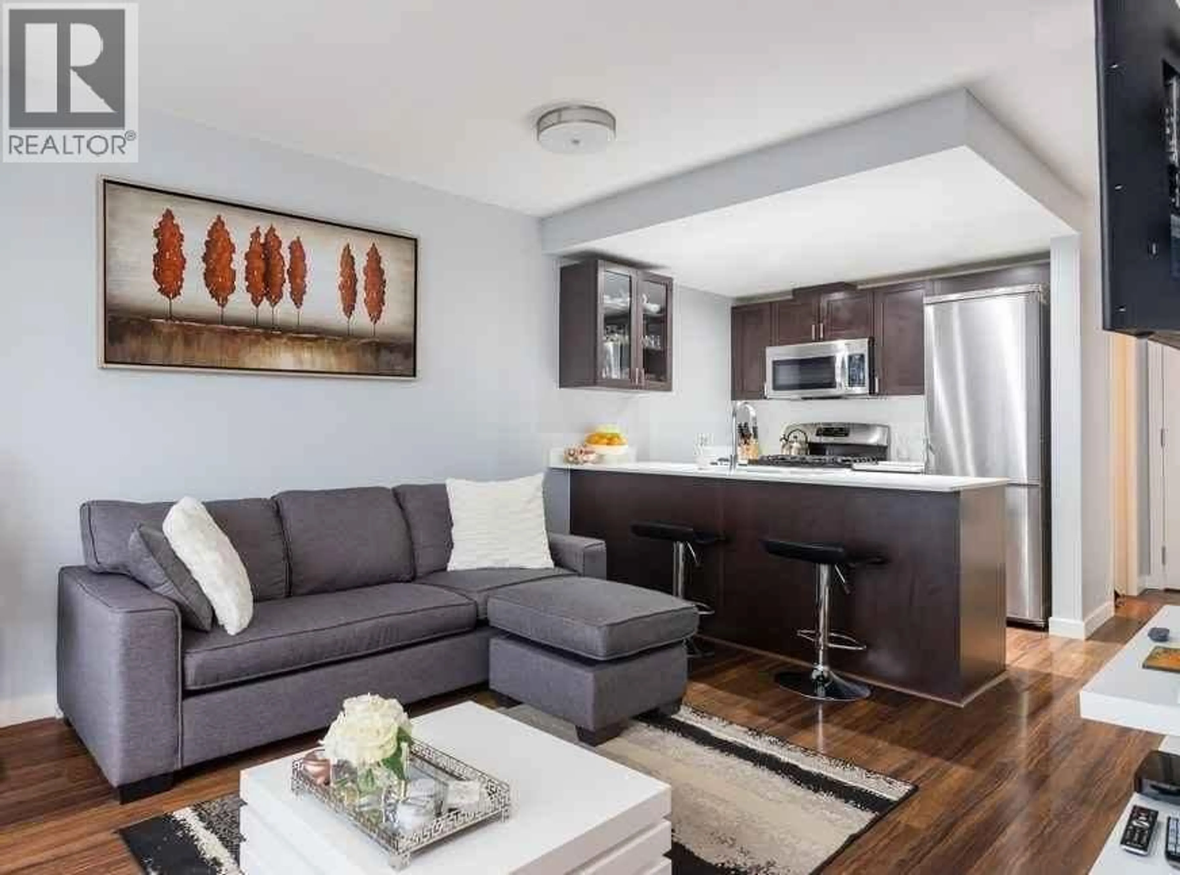 Living room with furniture, wood/laminate floor for 1103 - 4815 ELDORADO MEWS, Vancouver British Columbia V5R0B2