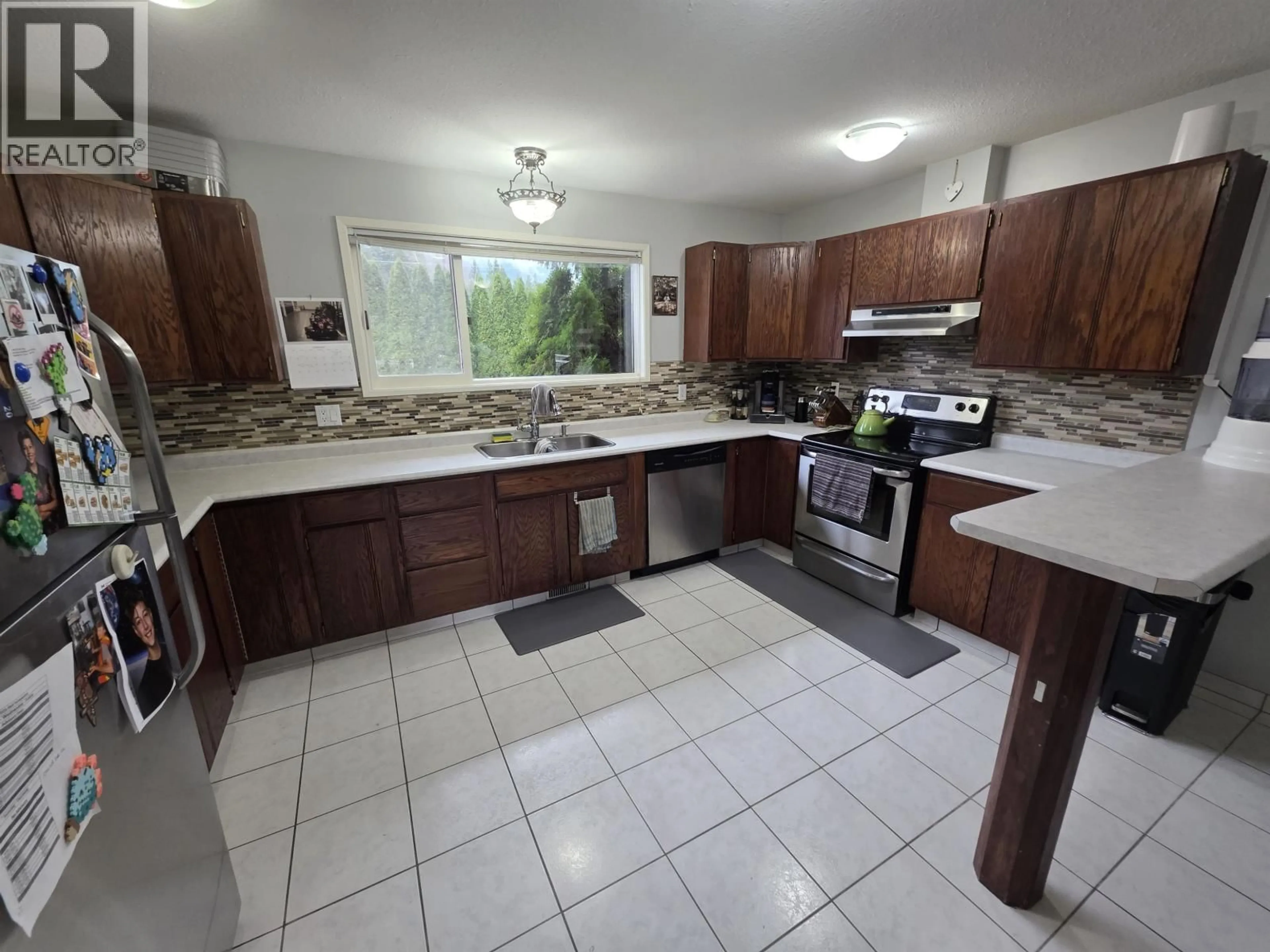 Unknown for 2421 KROYER AVENUE, Terrace British Columbia V8G0G2