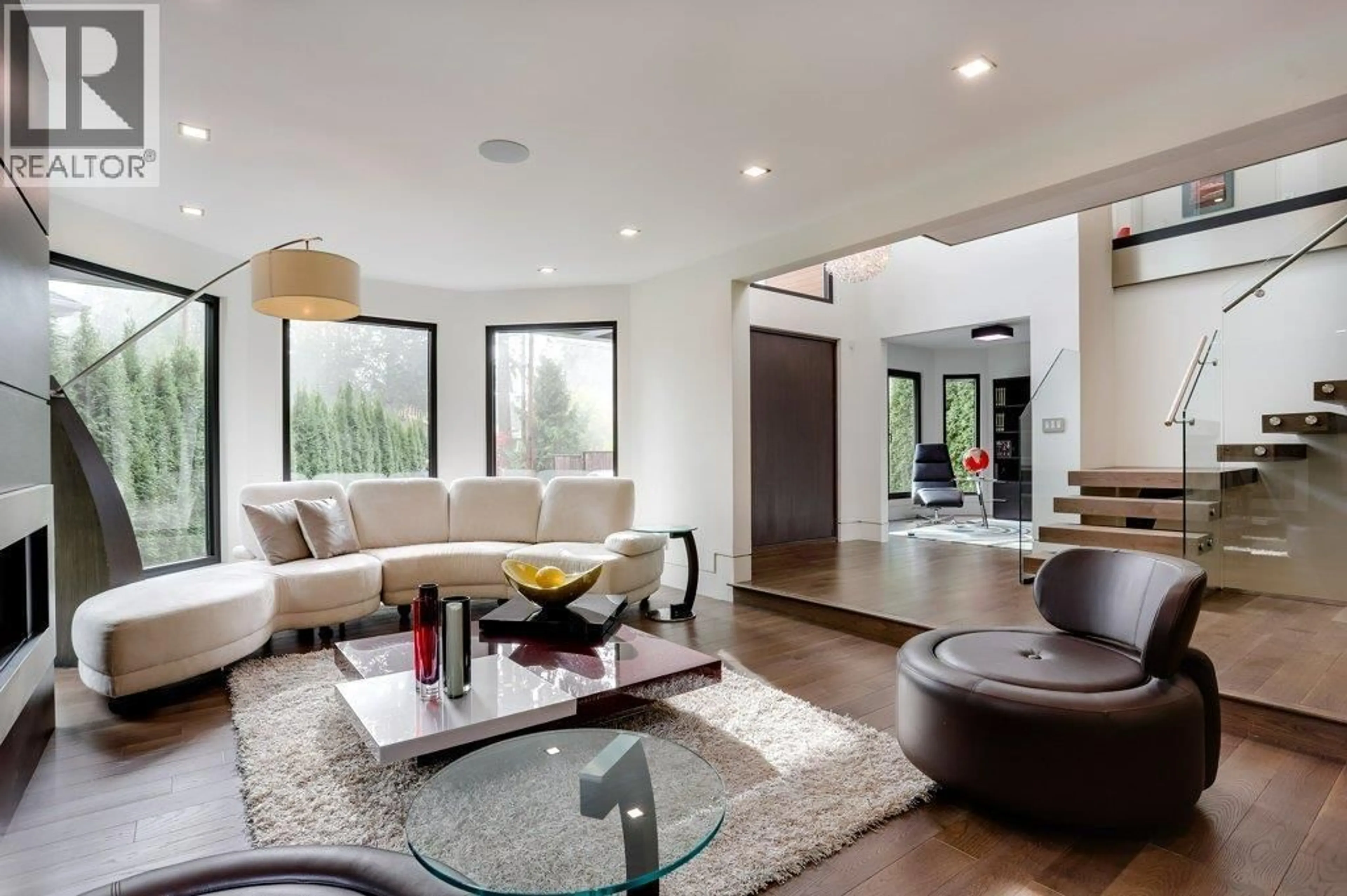 Living room with furniture, unknown for 4577 CAPILANO ROAD, North Vancouver British Columbia V7R4K3