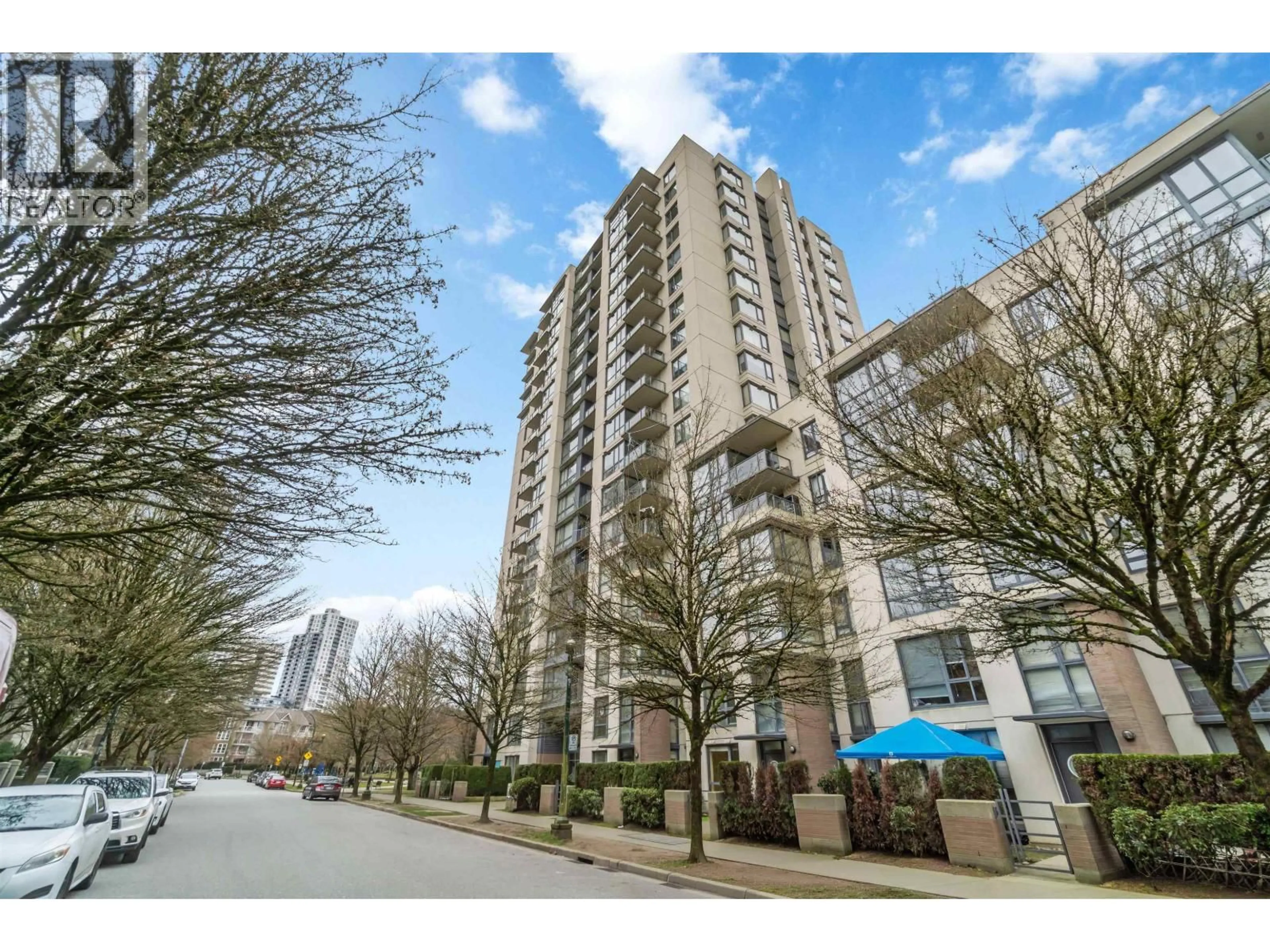 Unknown for 110 - 3588 CROWLEY DRIVE, Vancouver British Columbia V5R6H3