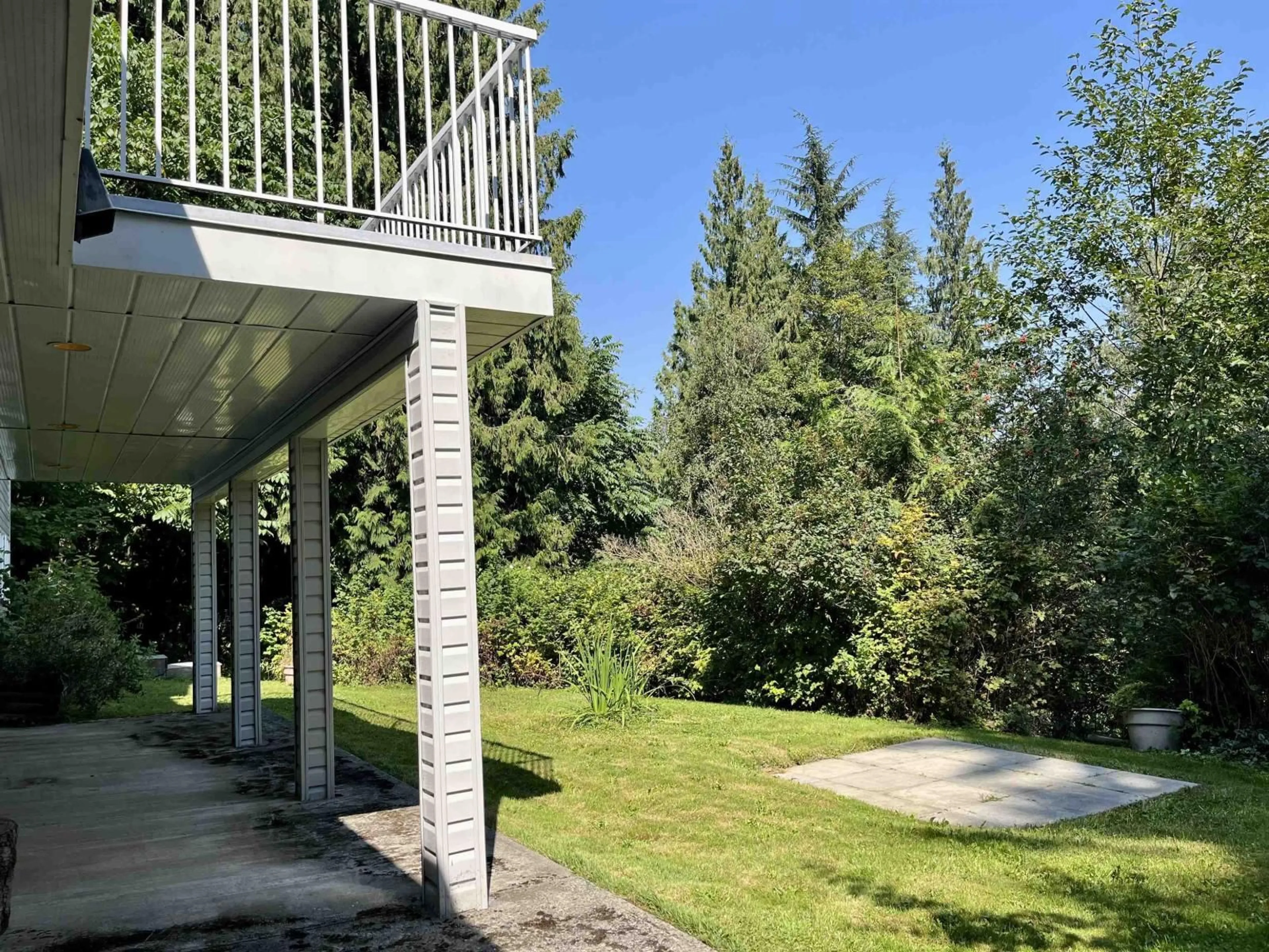 A pic from outside/outdoor area/front of a property/back of a property/a pic from drone, forest/trees view for 6080 ROSS ROAD, Chilliwack British Columbia V2R4S6