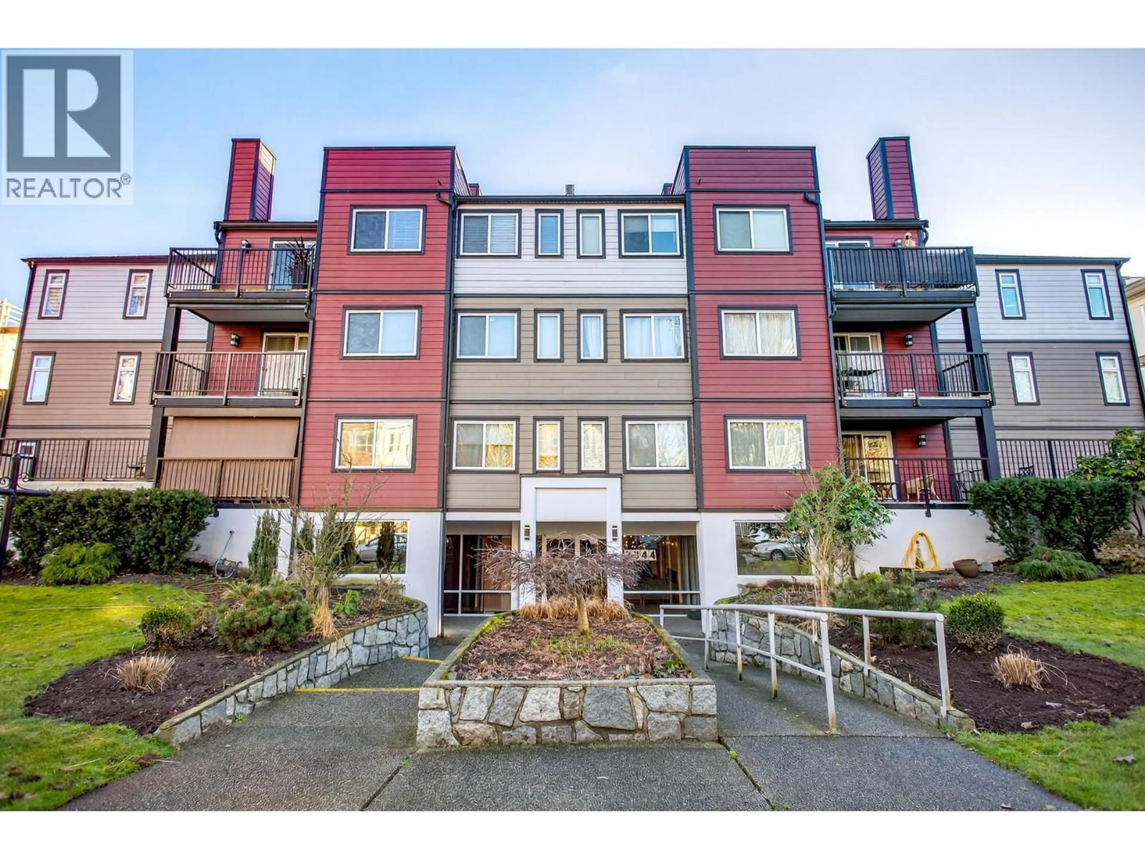 Unknown for 306 - 2344 ATKINS AVENUE, Port Coquitlam British Columbia V3C1Y8