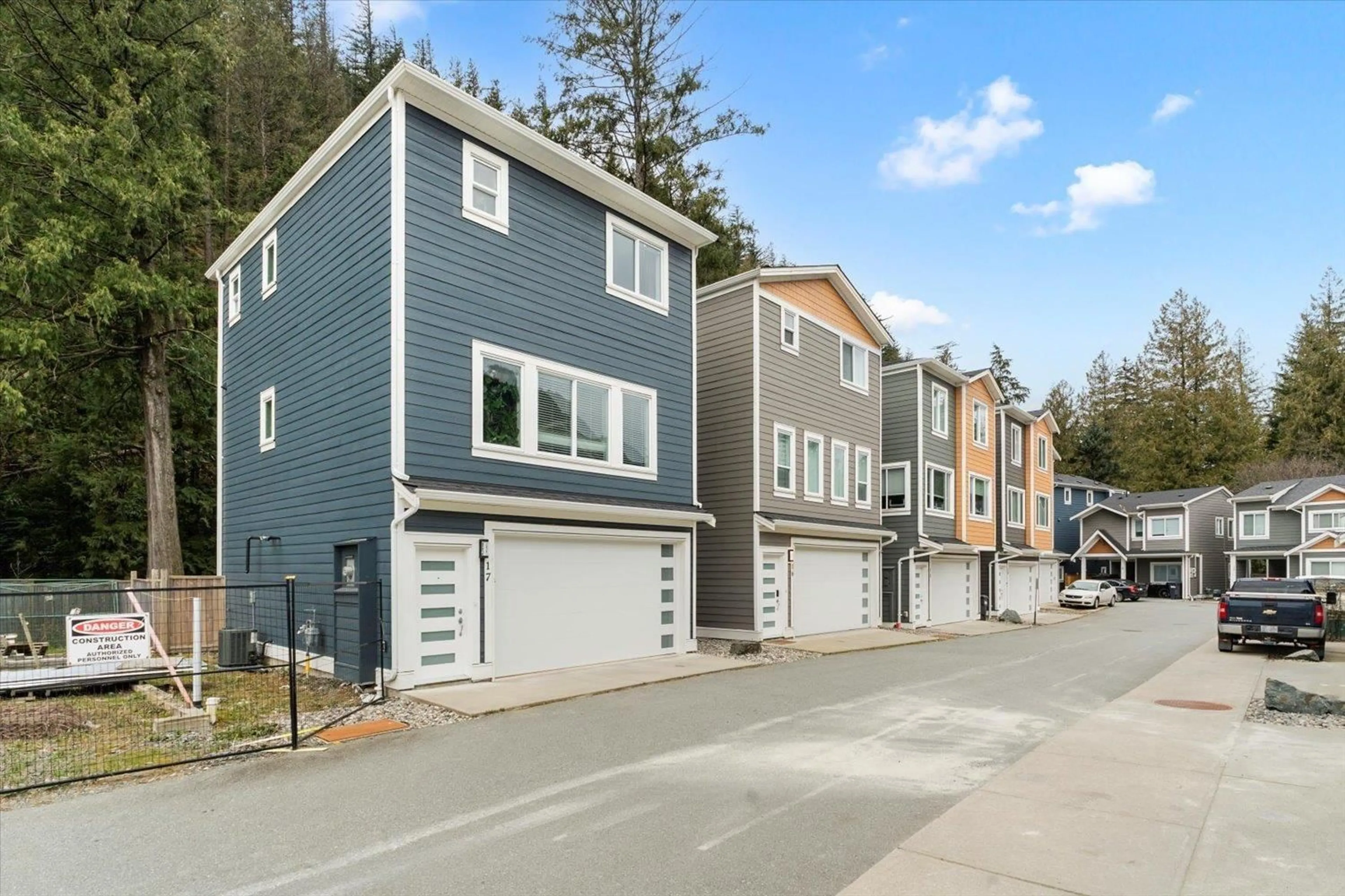 Unknown for 17 - 750 HOT SPRINGS ROAD, Harrison Hot Springs British Columbia V0M1K0