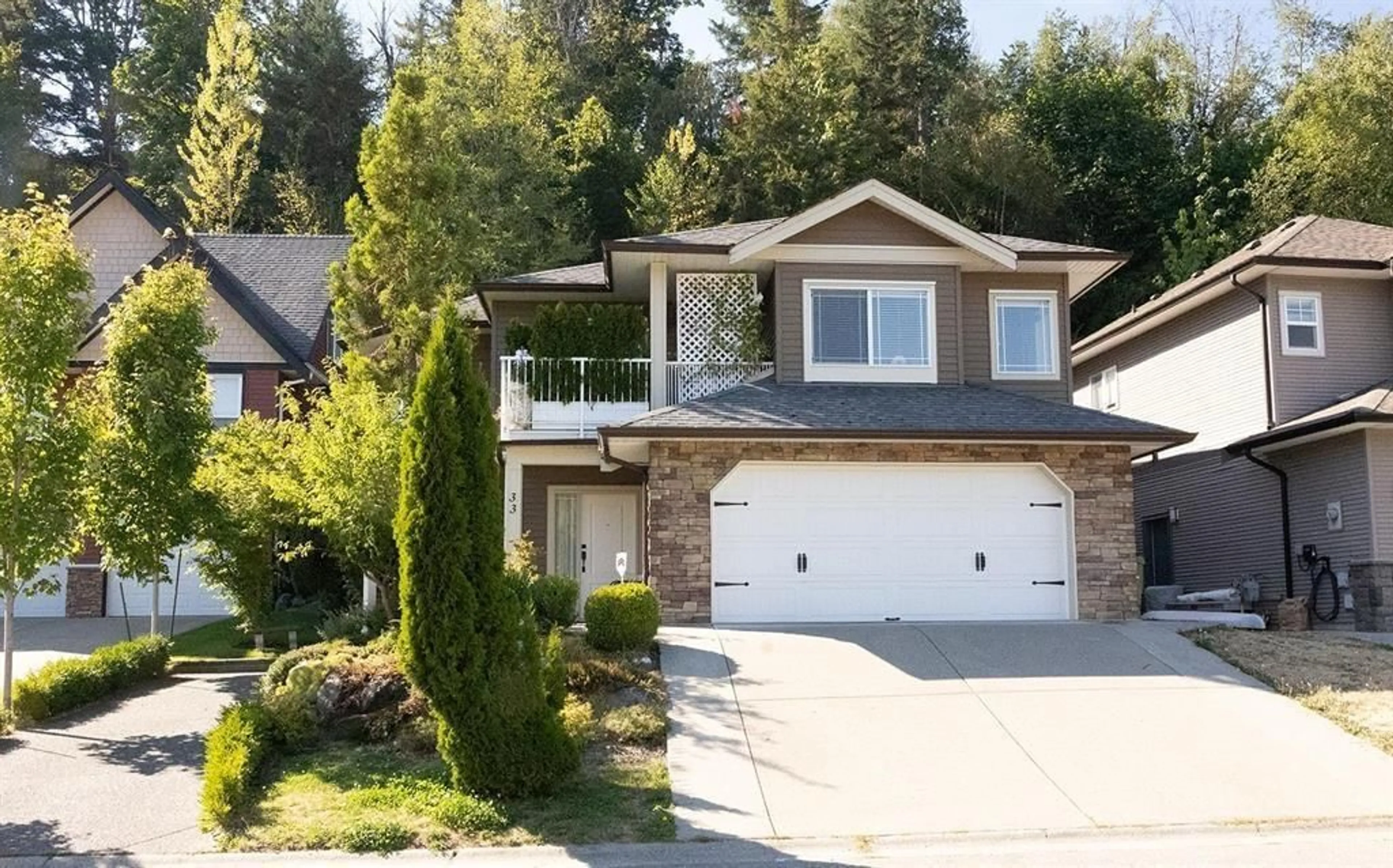 Home with vinyl exterior material, mountain view for 33 - 45957 SHERWOOD DRIVE, Chilliwack British Columbia V2R5Y2