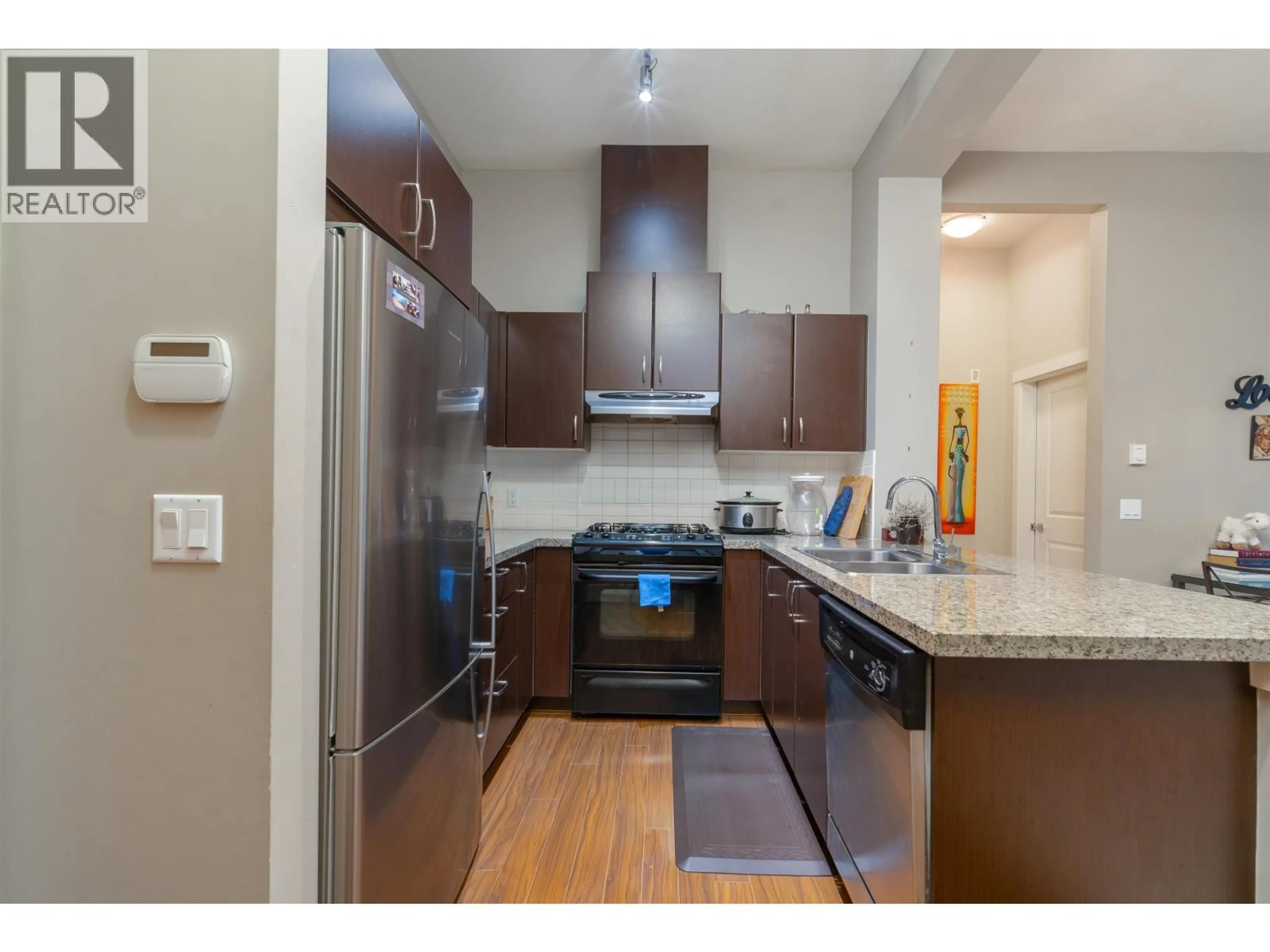 Standard kitchen, wood/laminate floor for 105 - 1330 GENEST WAY, Coquitlam British Columbia V3E0A4