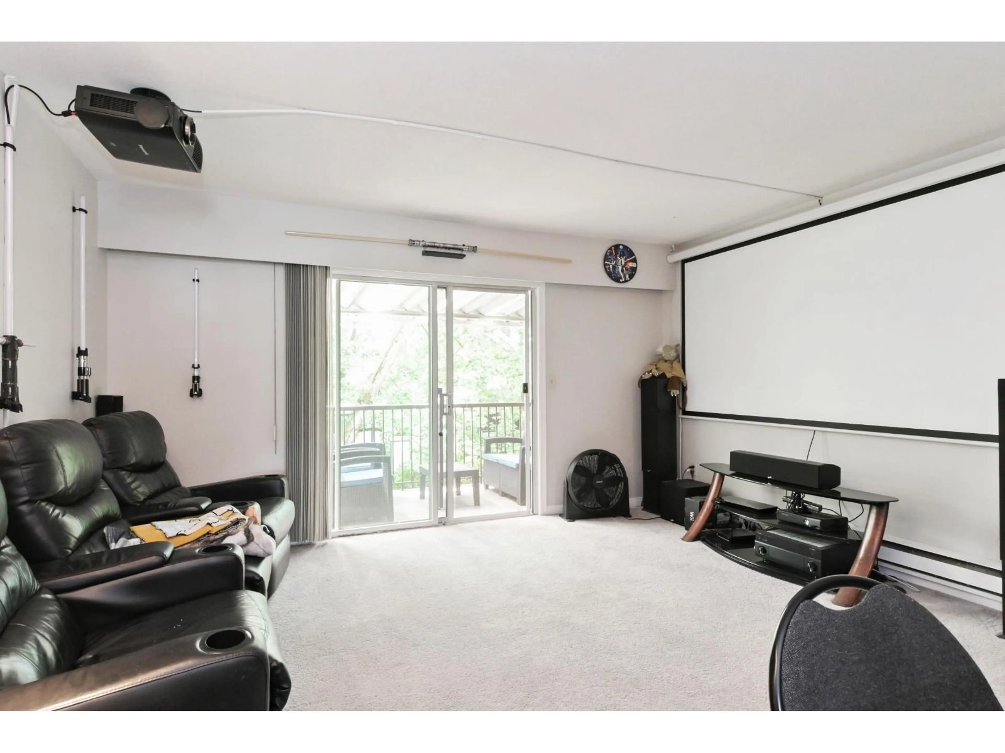 Home theater for 46 - 6467 197 STREET, Langley British Columbia V2Y1K7