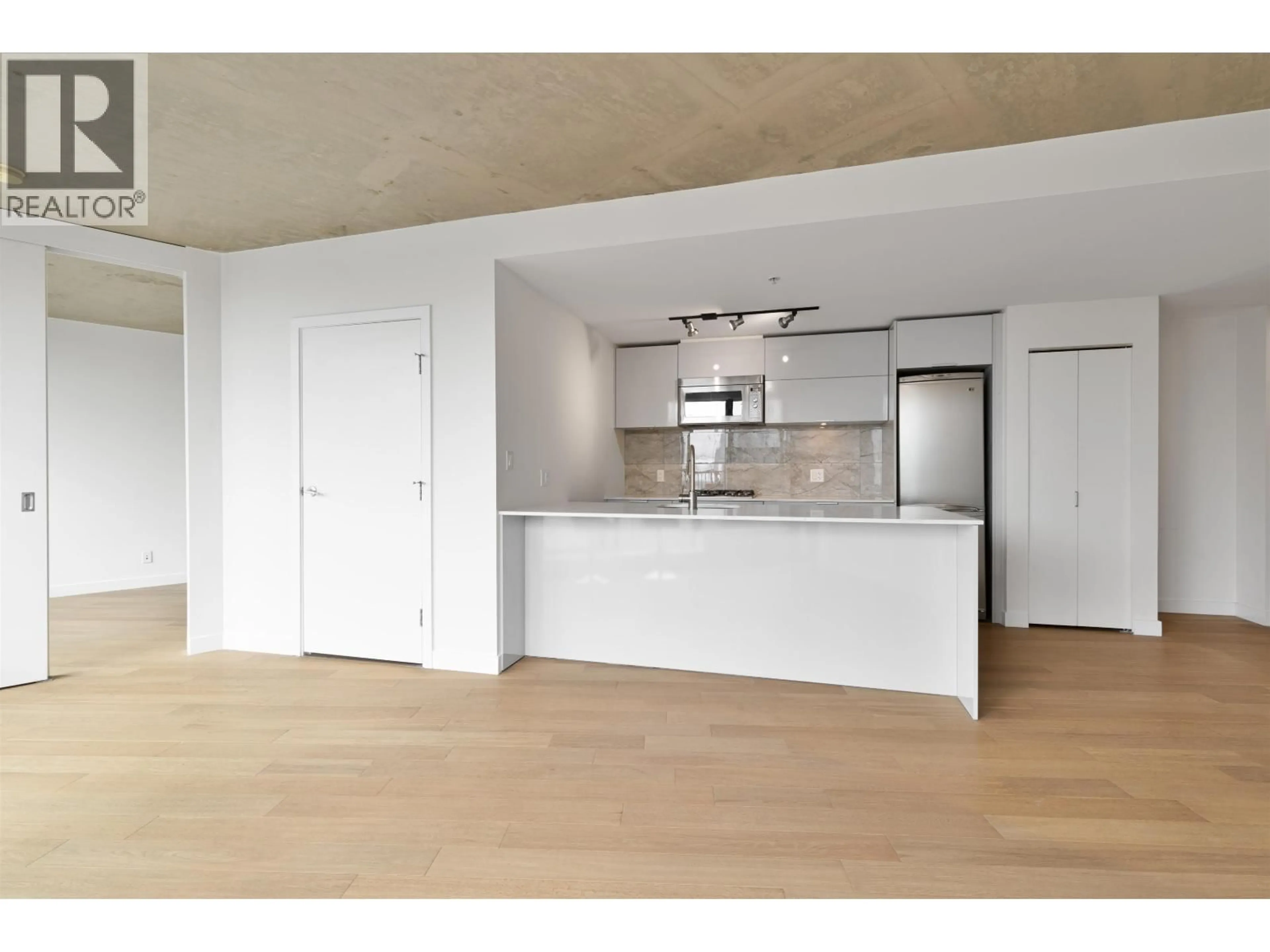 Open concept kitchen, unknown for 1808 - 128 CORDOVA STREET, Vancouver British Columbia V6B0E6