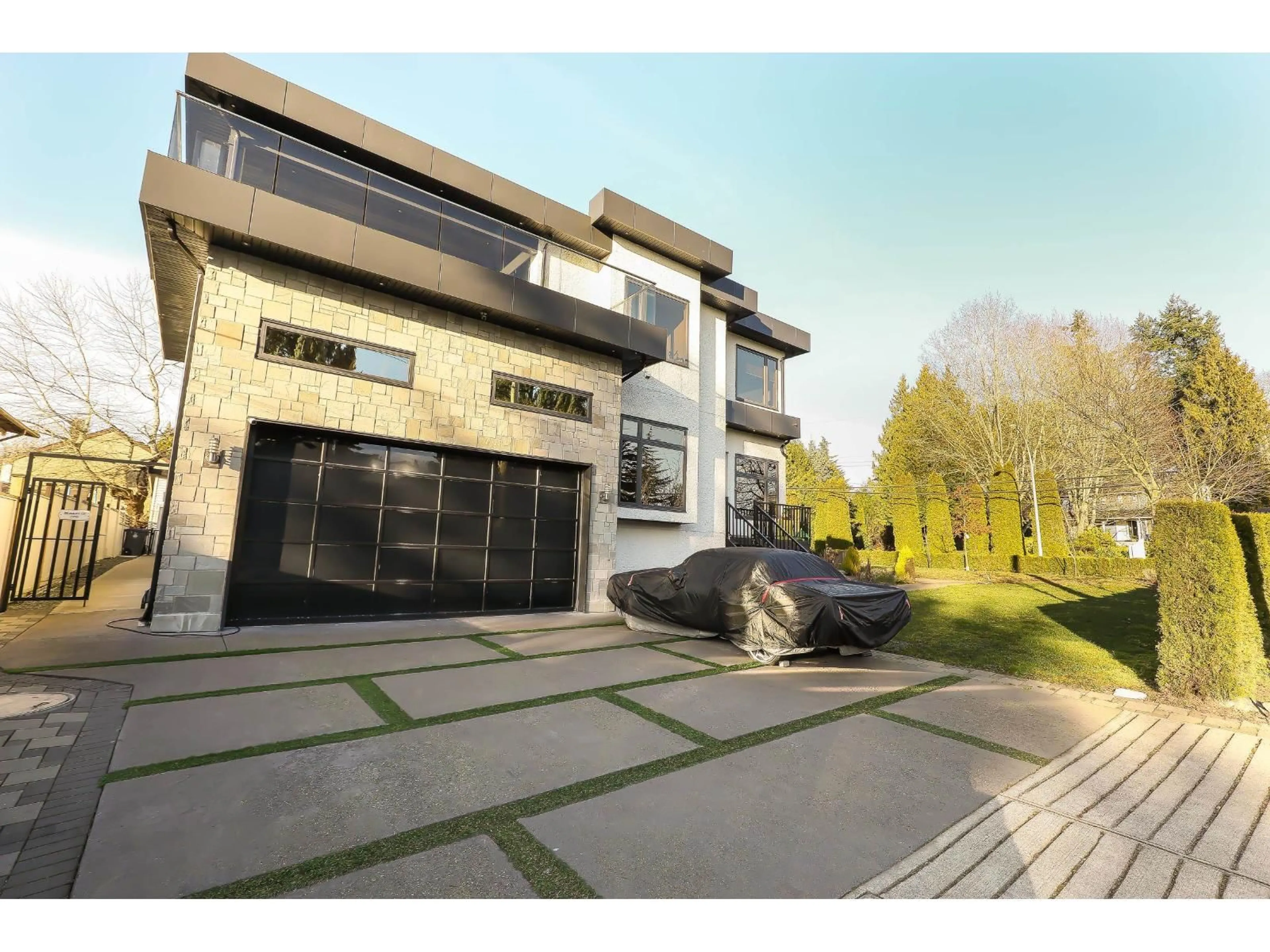 Unknown for 6149 181A STREET, Surrey British Columbia V3S4M3