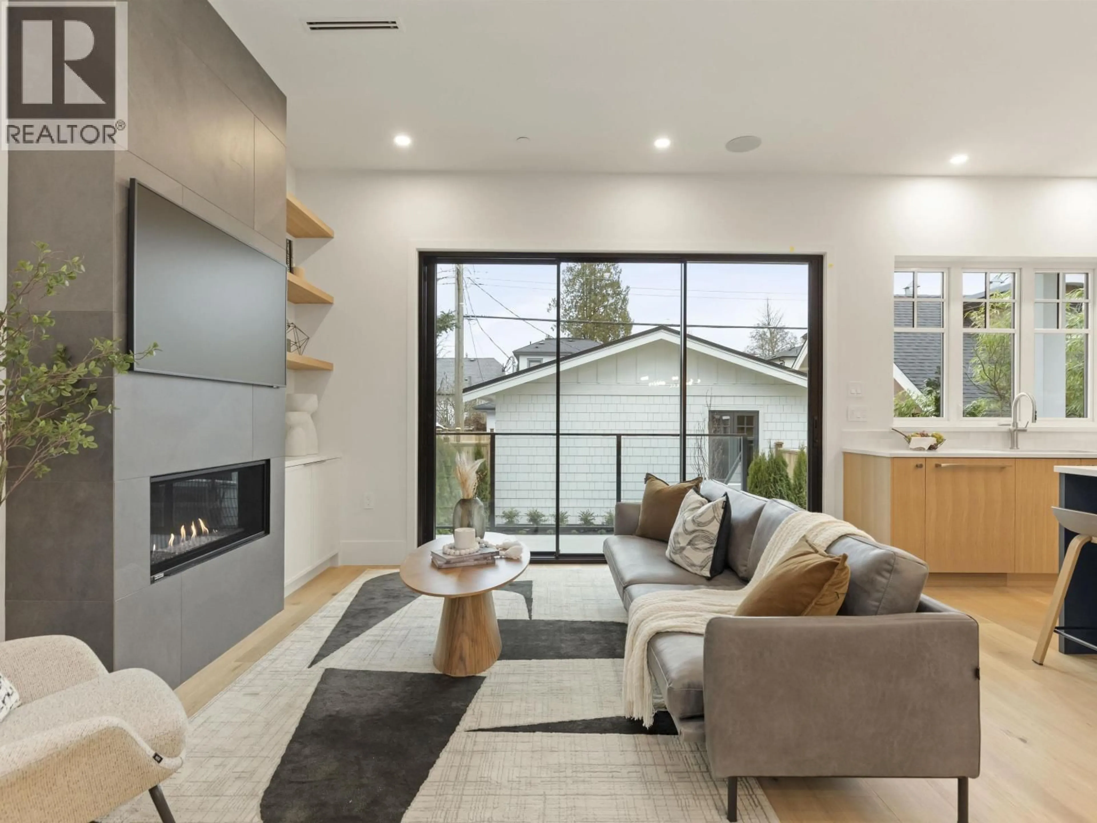 Living room with furniture, unknown for 2 - 3919 18TH AVENUE, Vancouver British Columbia V6S1B6