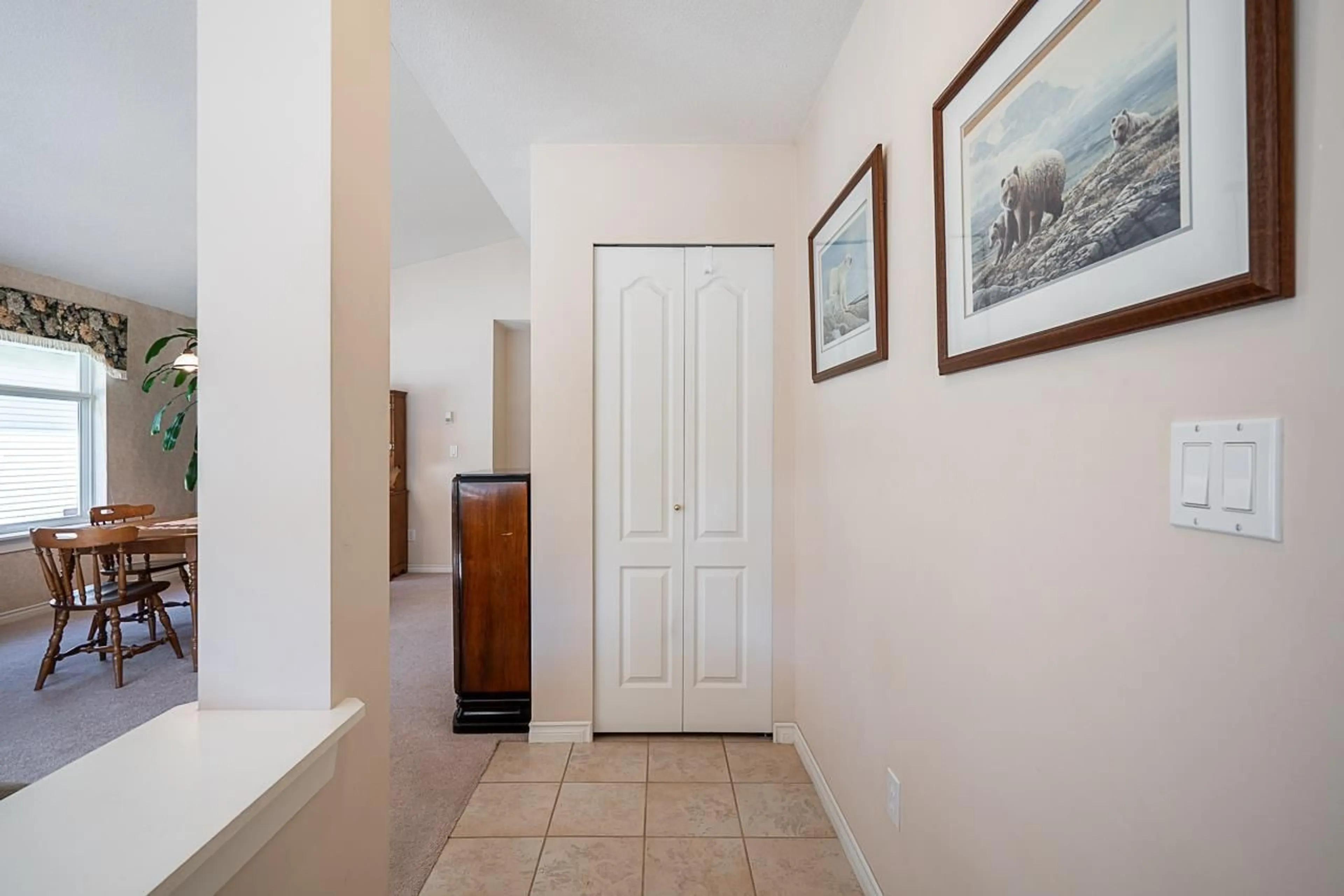 Indoor entryway for 51 - 8555 209 STREET, Langley British Columbia V1M3W2