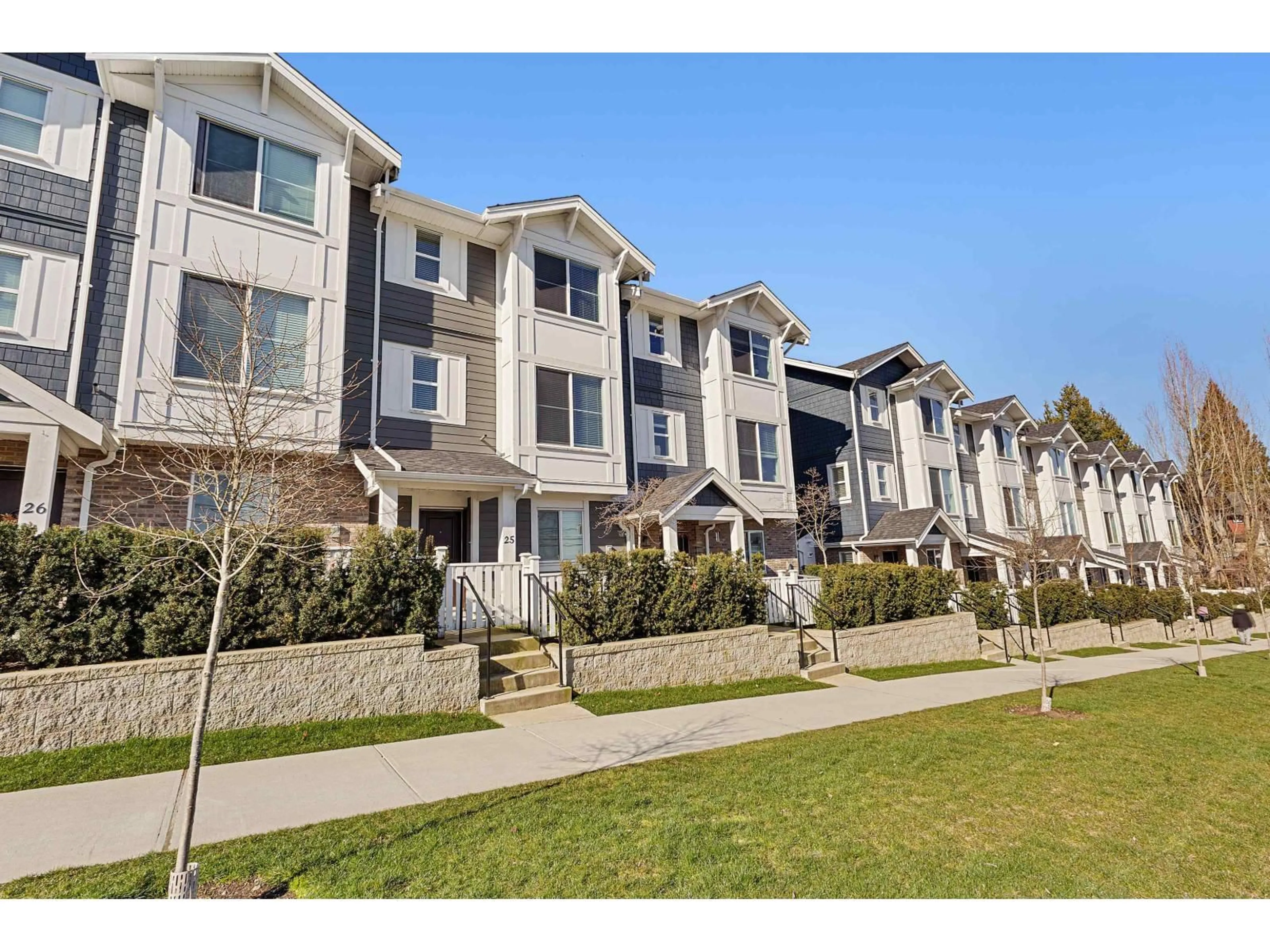 A pic from outside/outdoor area/front of a property/back of a property/a pic from drone, unknown for 25 - 14355 62 AVENUE, Surrey British Columbia V3X0K6