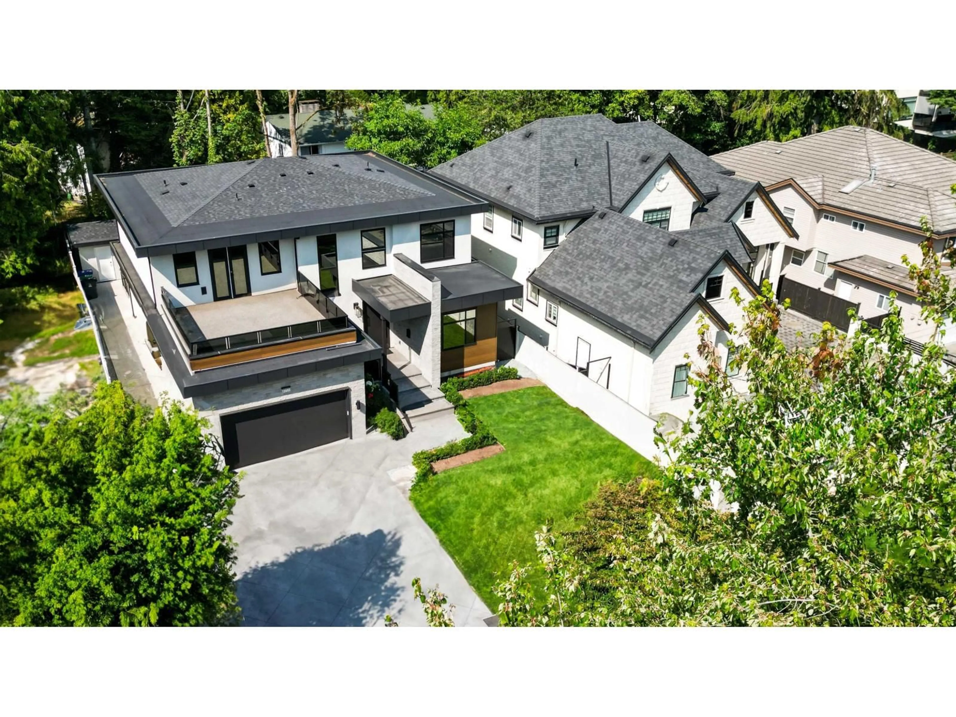 A pic from outside/outdoor area/front of a property/back of a property/a pic from drone, street for 13093 98A AVENUE, Surrey British Columbia V3T1C5
