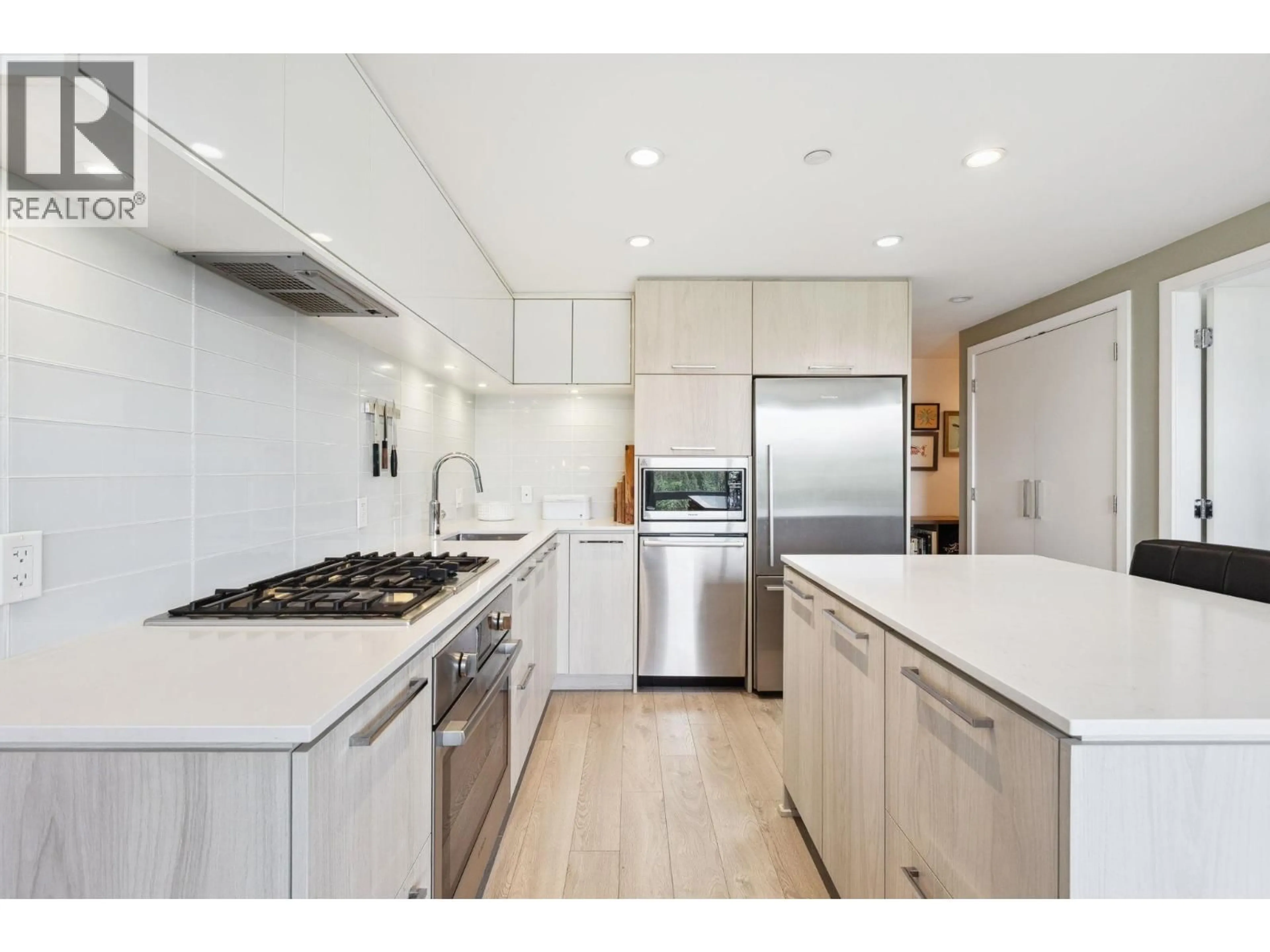 Unknown for 1608 - 680 SEYLYNN CRESCENT, North Vancouver British Columbia V7J0B5