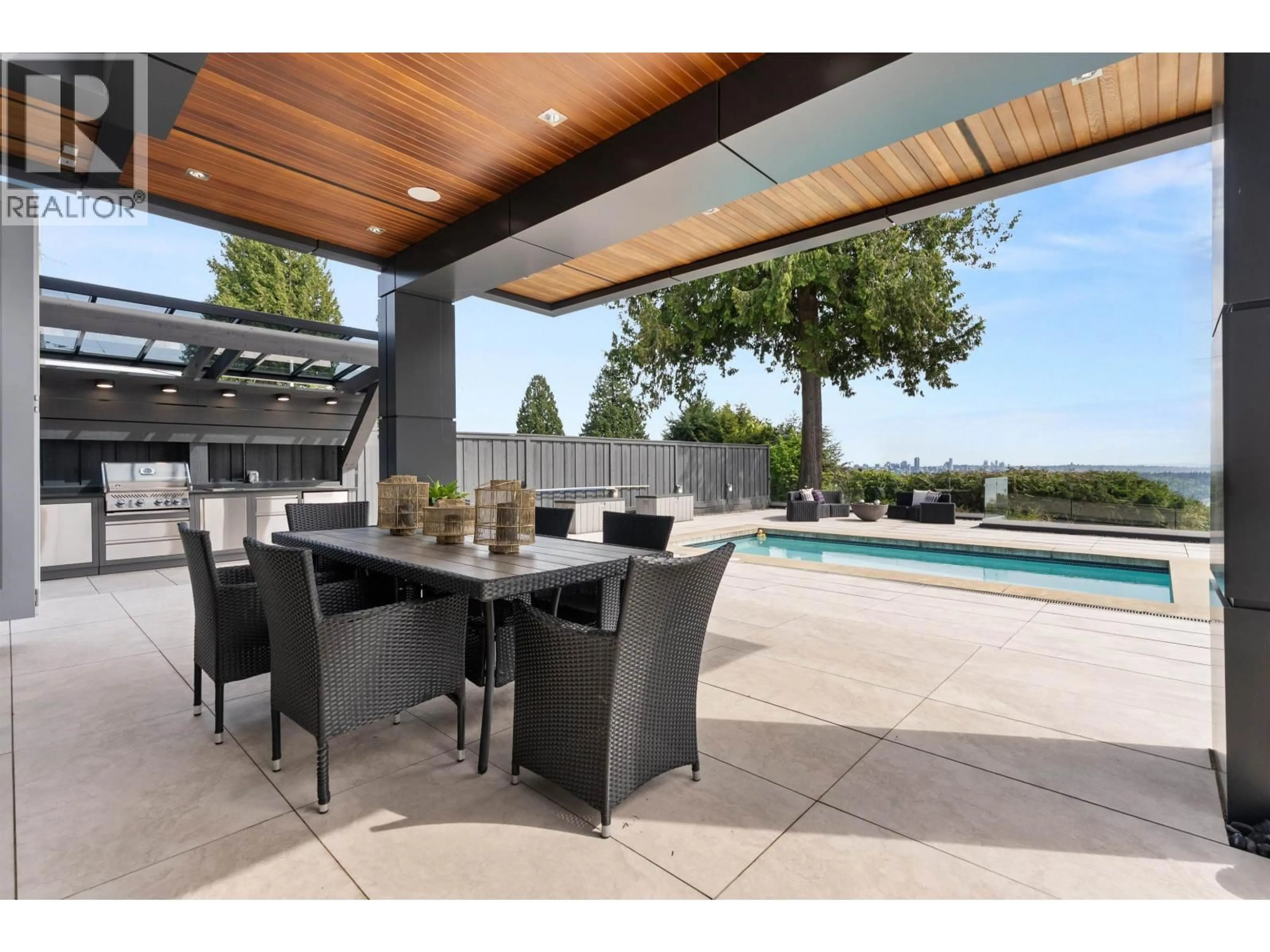 Patio, unknown for 1265 QUEENS AVENUE, West Vancouver British Columbia V7S2K4