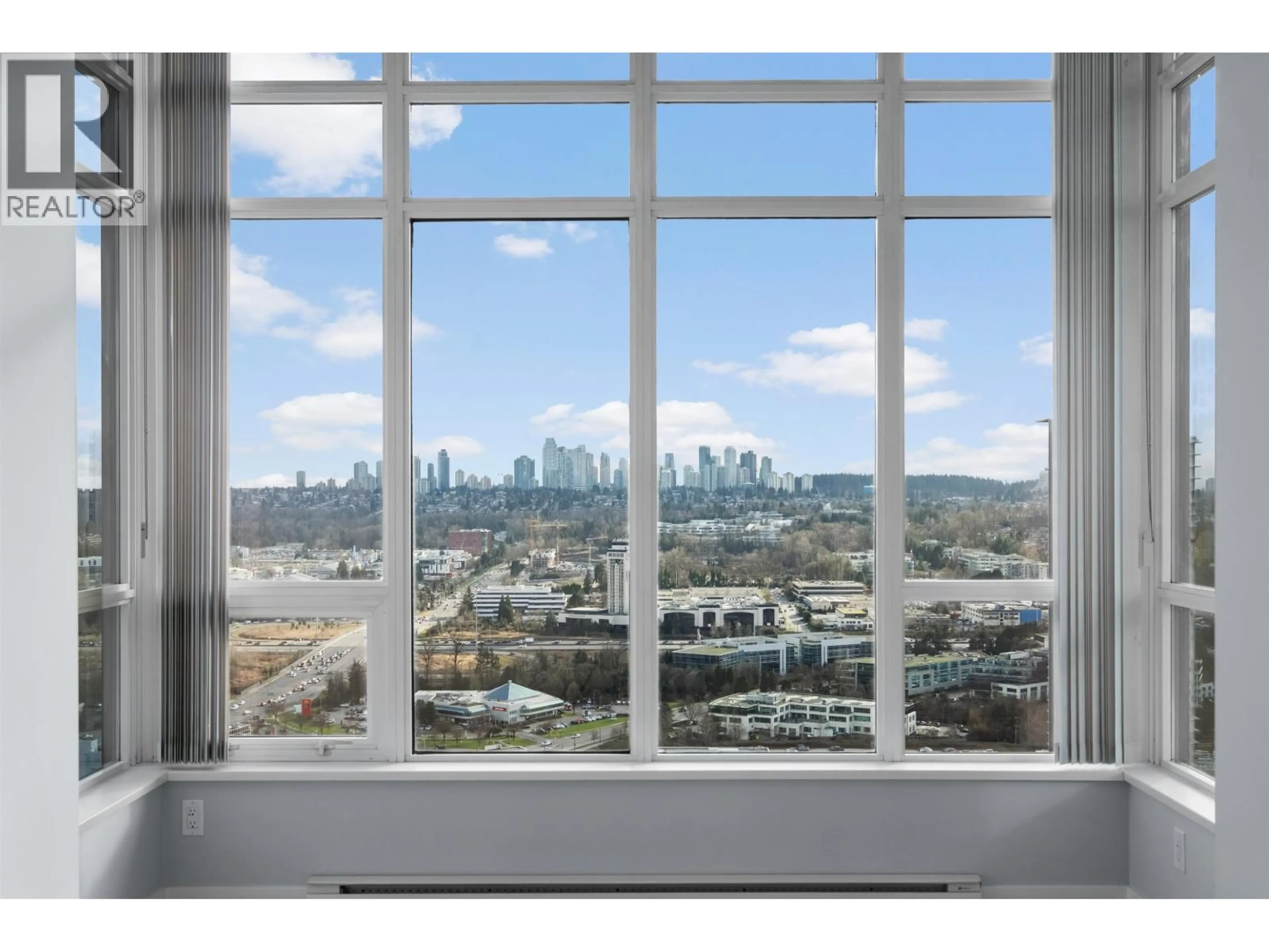 Unknown for 3202 - 2077 ROSSER AVENUE, Burnaby British Columbia V5C0G6