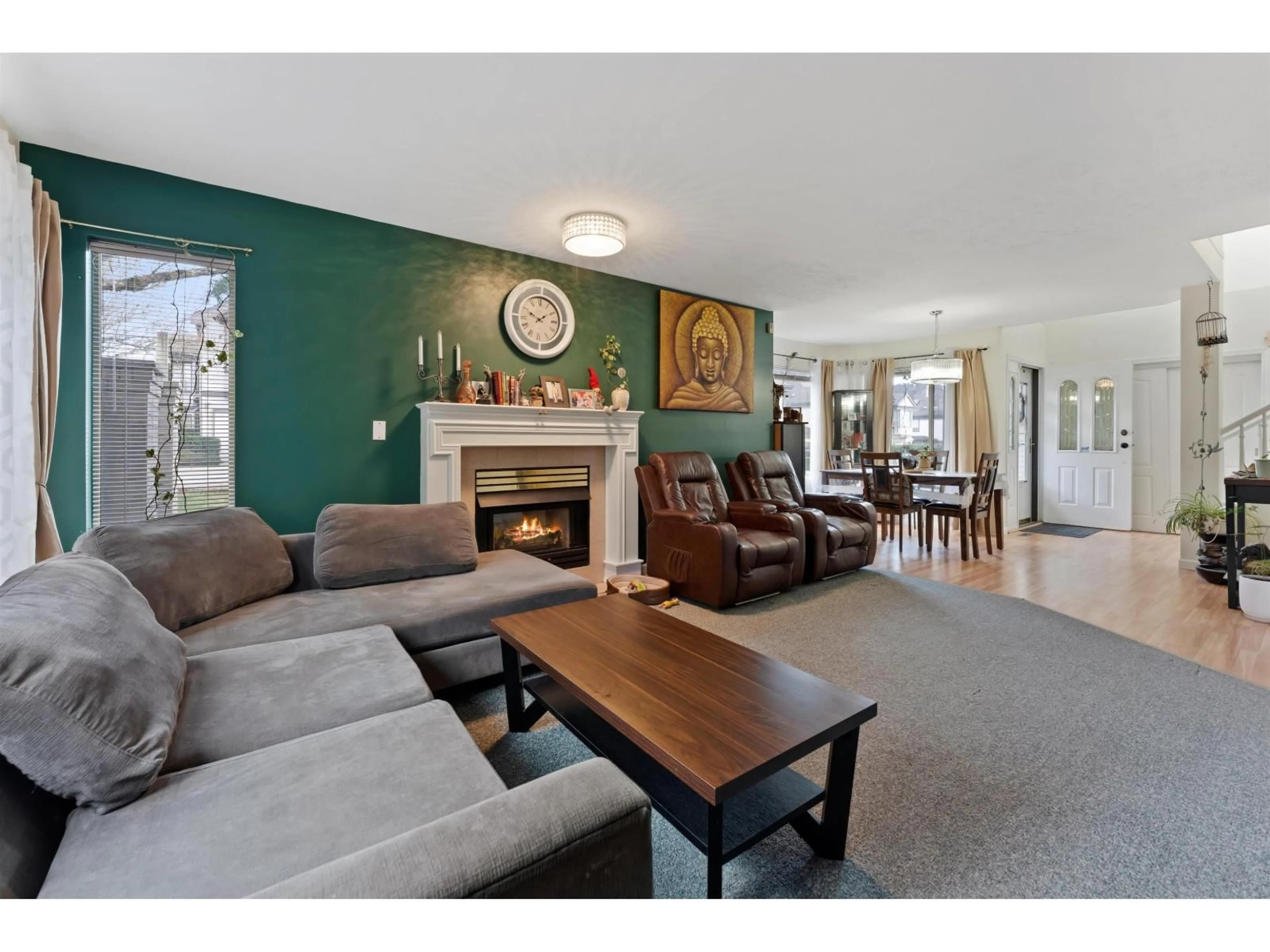 Living room with furniture, unknown for 51 - 15840 84 AVENUE, Surrey British Columbia V4N0W4