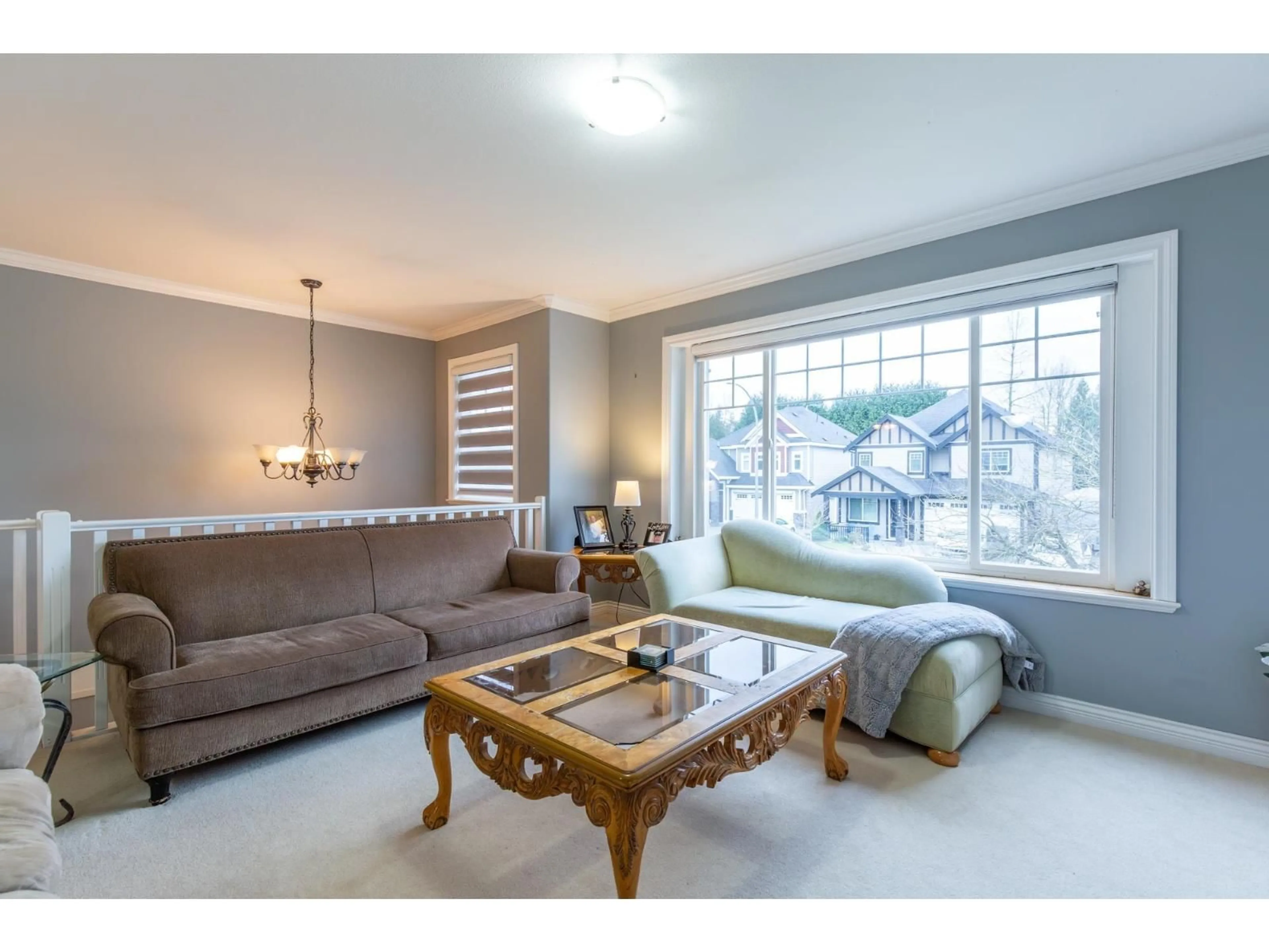 Living room with furniture, unknown for 32967 EGGLESTONE AVENUE, Mission British Columbia V2V7R7