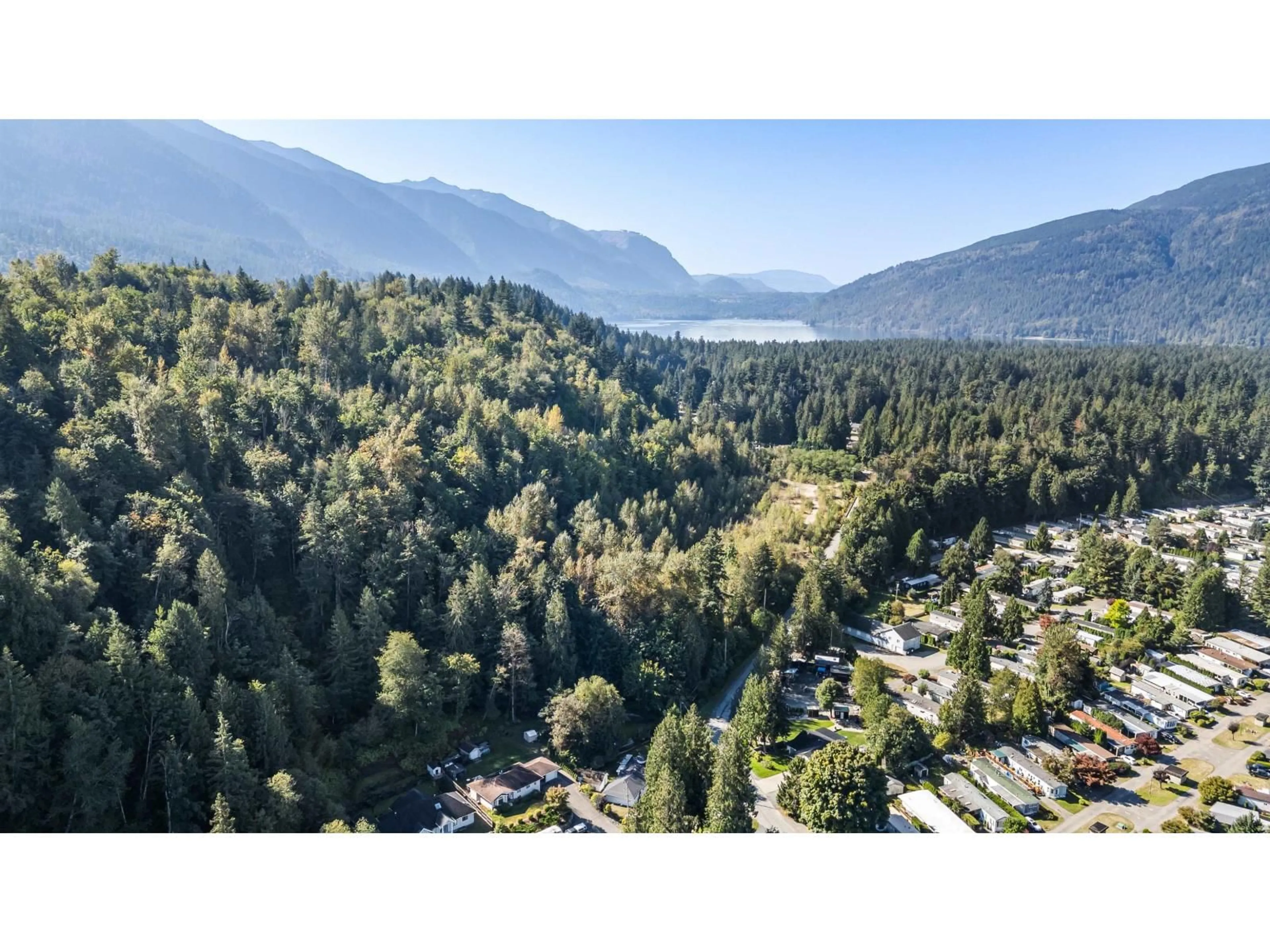A pic from outside/outdoor area/front of a property/back of a property/a pic from drone, mountain view for 45942 SLEEPY HOLLOW ROAD, Cultus Lake British Columbia V2R5A8