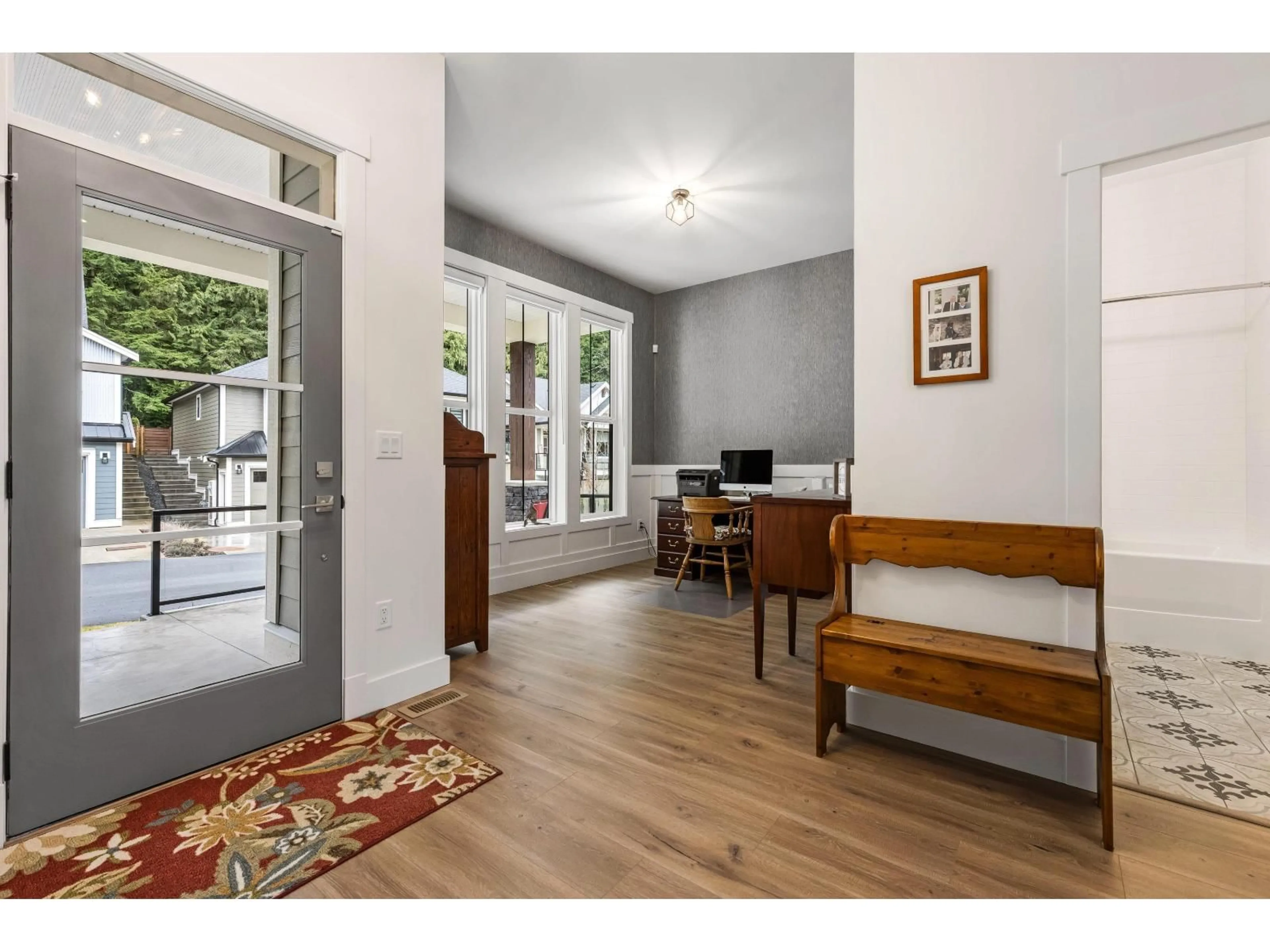 Indoor entryway for 88 - 1880 COLUMBIA VALLEY ROAD, Lindell Beach British Columbia V2R6G8