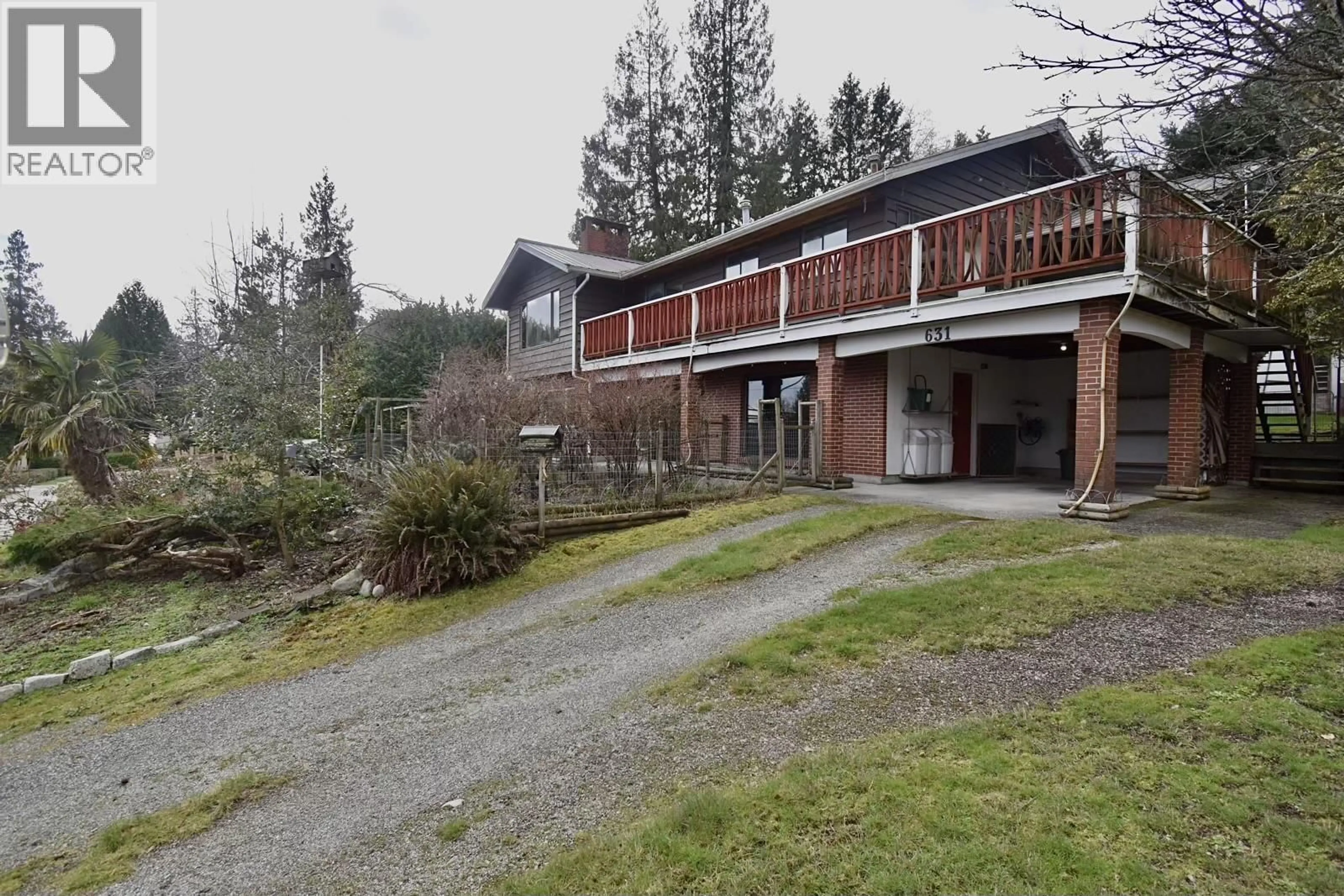 A pic from outside/outdoor area/front of a property/back of a property/a pic from drone, unknown for 631 WYNGAERT ROAD, Gibsons British Columbia V0N1V9