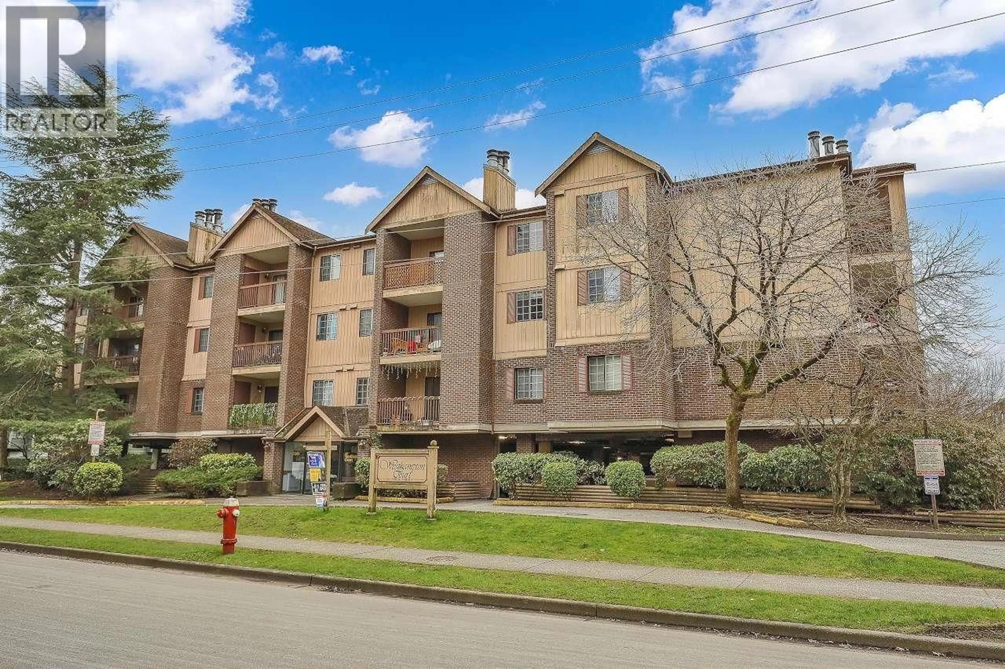 A pic from outside/outdoor area/front of a property/back of a property/a pic from drone, unknown for 143 - 8500 ACKROYD ROAD, Richmond British Columbia V6X3H8