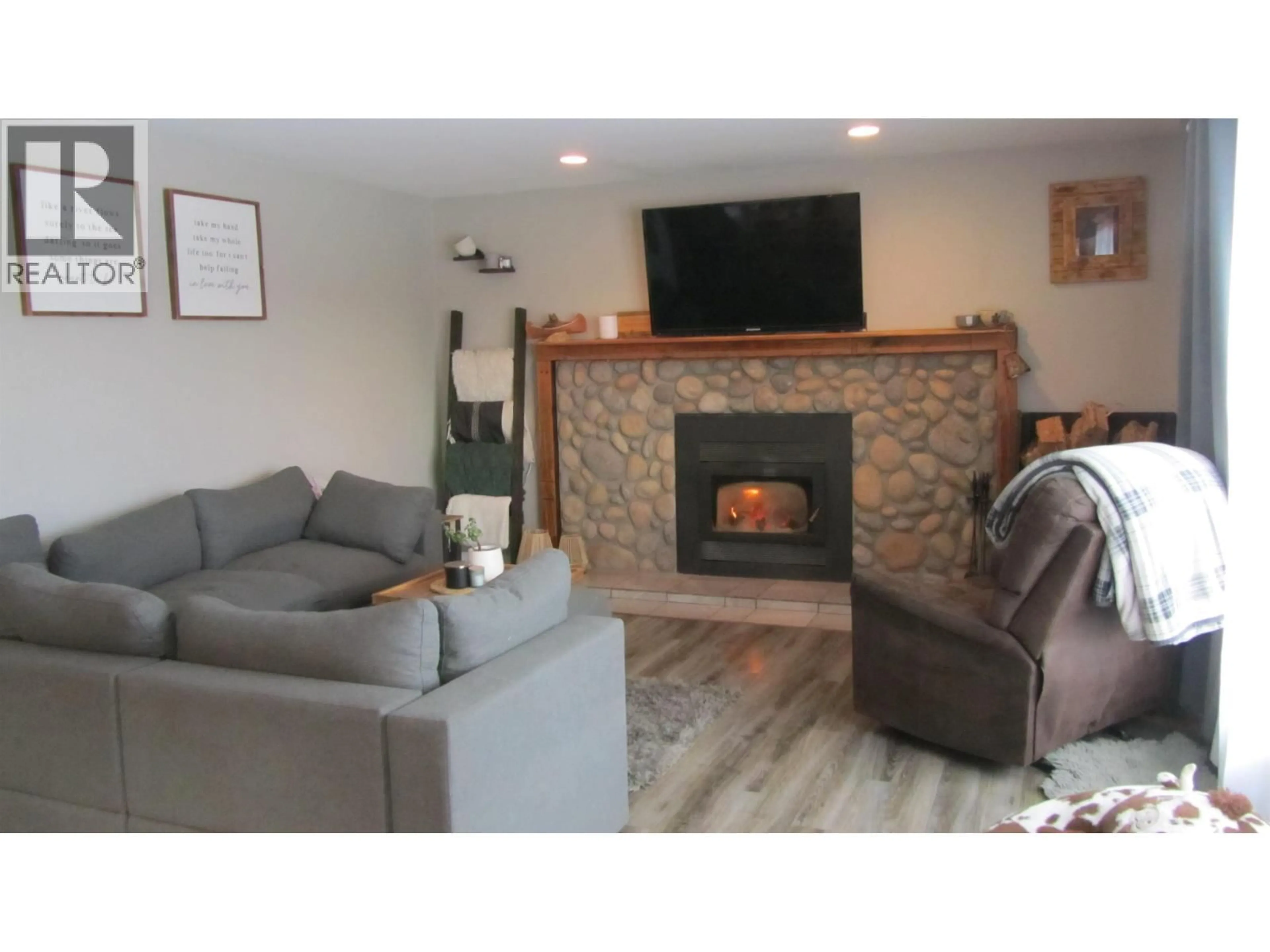 Living room with furniture, unknown for 6313 ARCHIE MEADOW ROAD, Forest Grove British Columbia V0K1M0