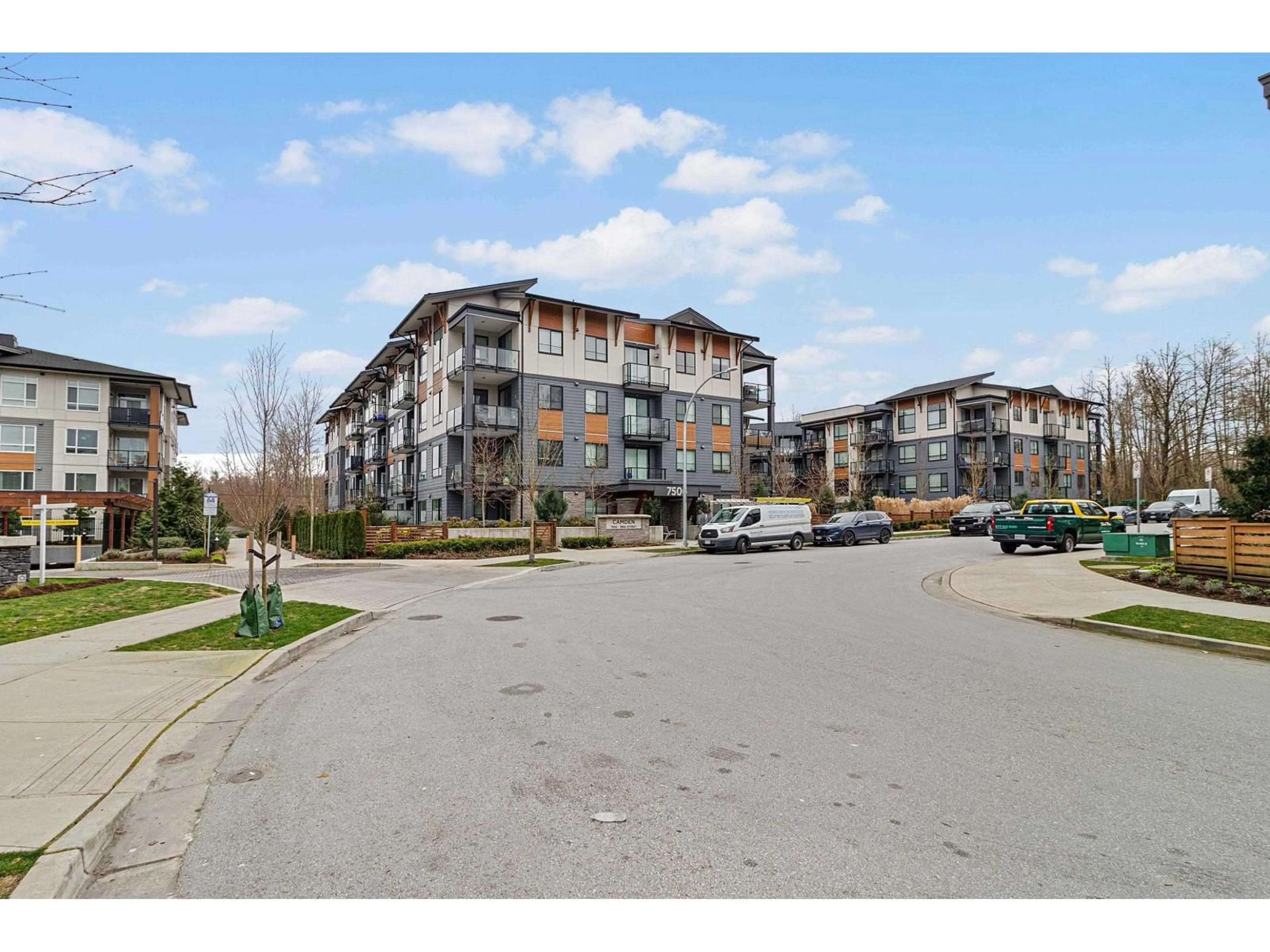 Unknown for 327 - 7506 199A STREET, Langley British Columbia V2Y3K9