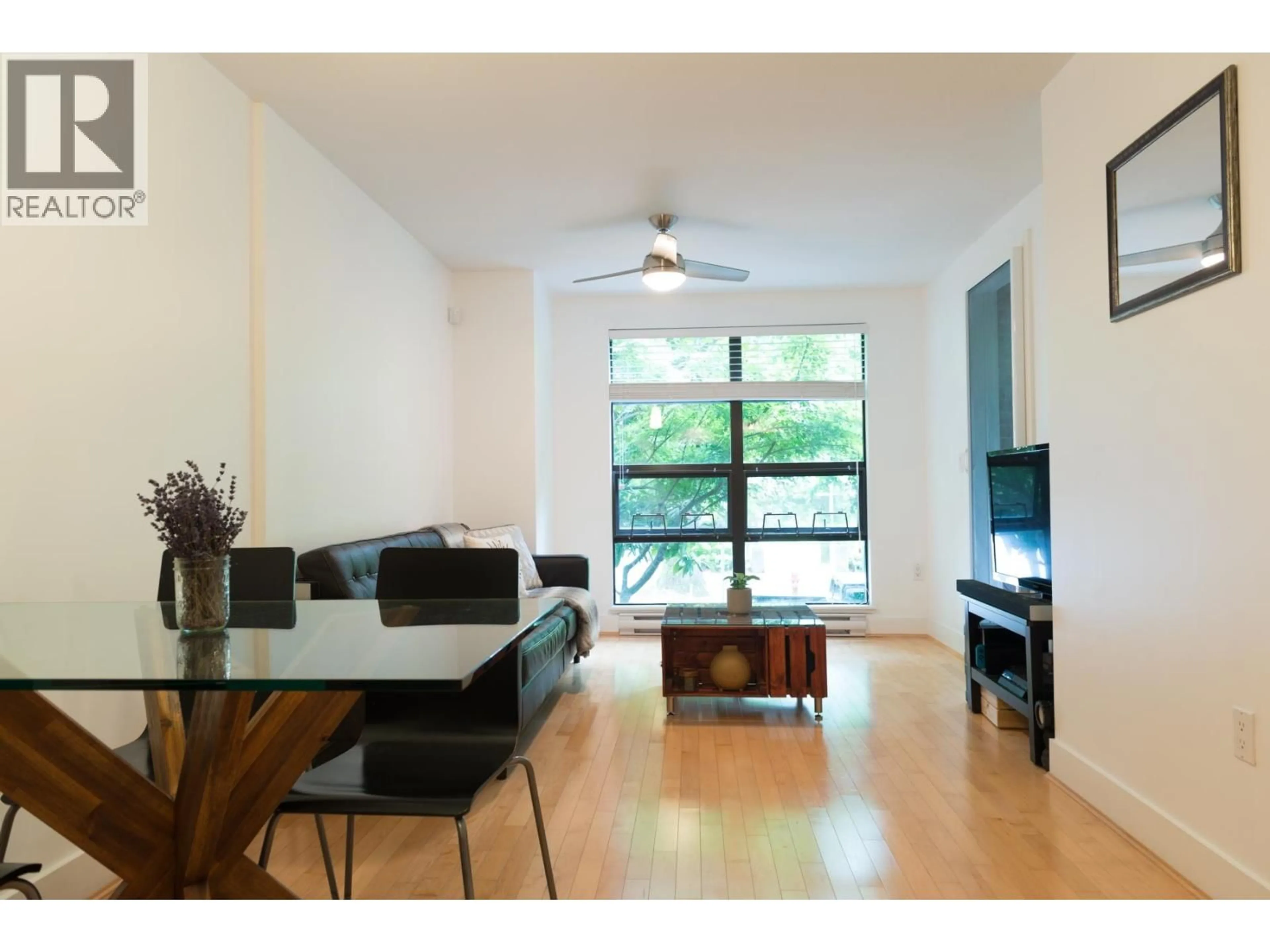 Unknown for 206 - 2137 10TH AVENUE, Vancouver British Columbia V6K4W4