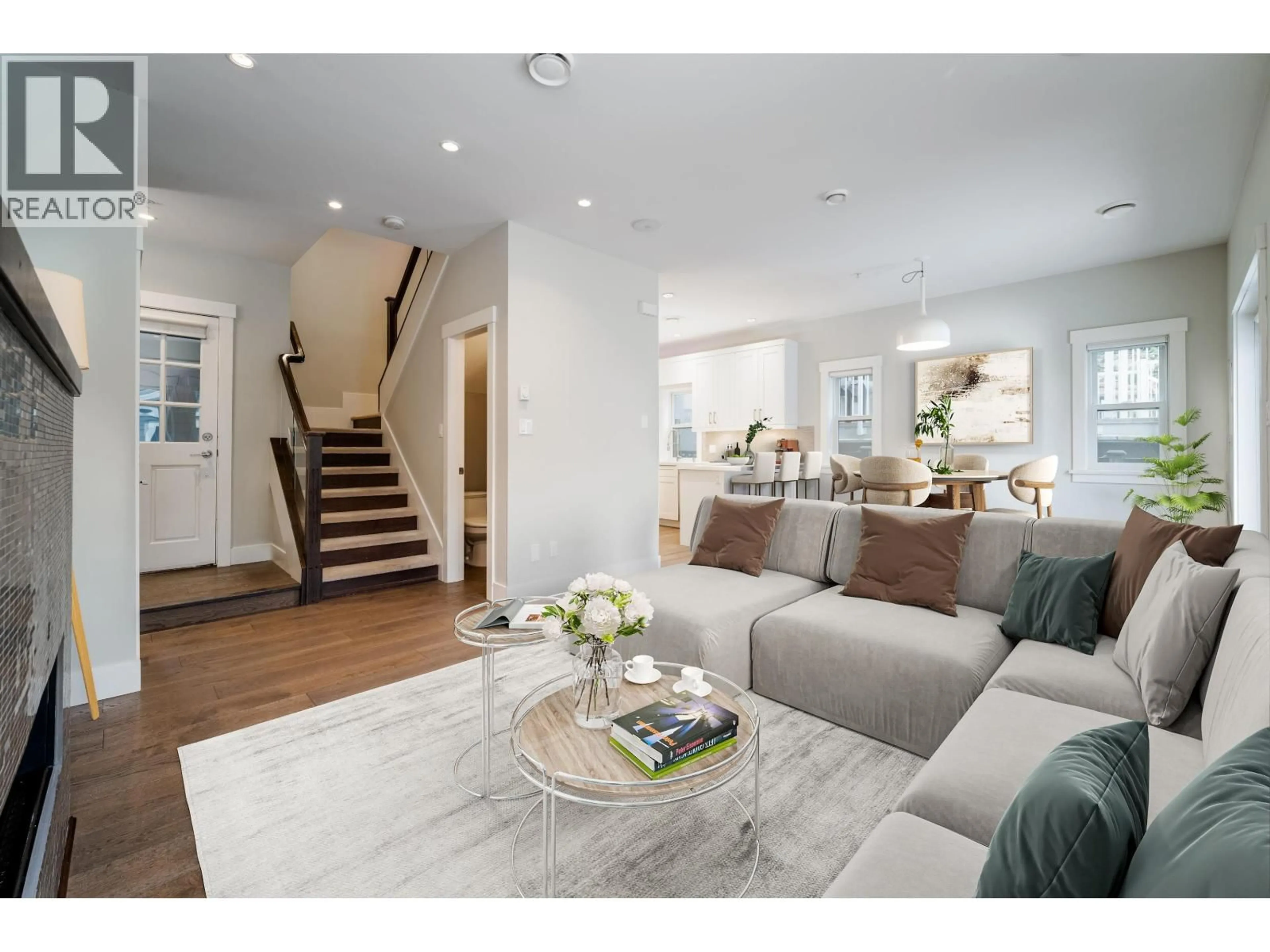 Living room with furniture, unknown for 1805 7TH AVENUE, Vancouver British Columbia V5N1S1